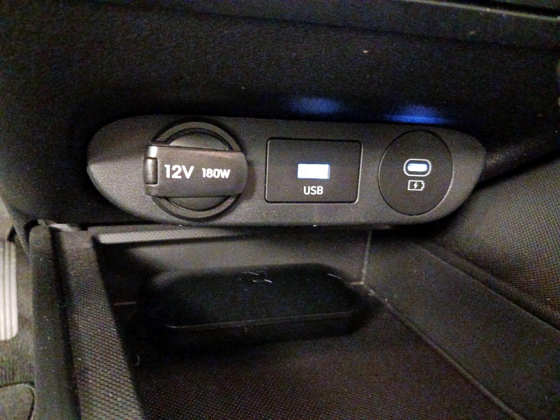 Thumbnail: 2024 Hyundai Elantra - 19