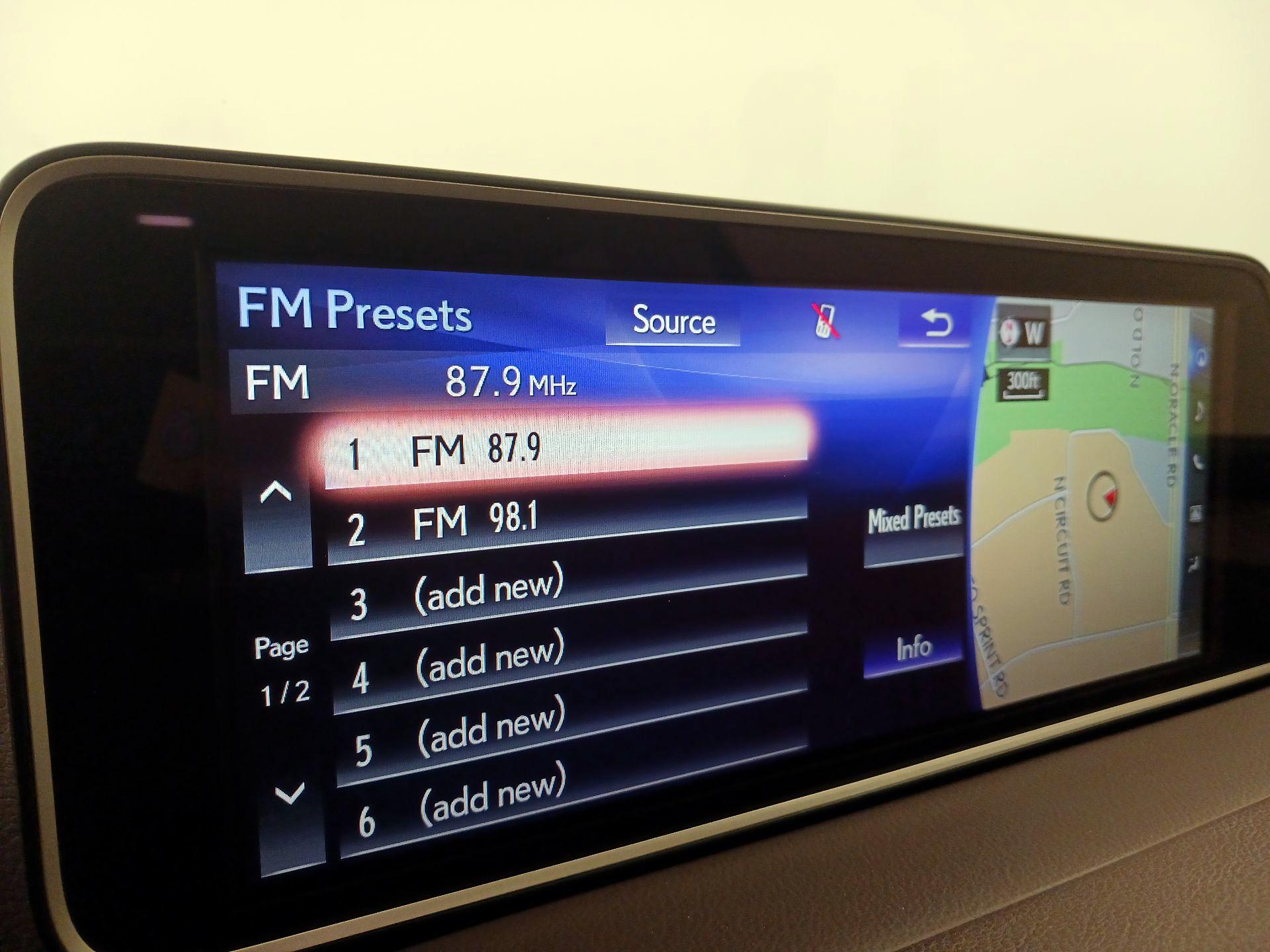 Thumbnail: 2018 Lexus RX - 16