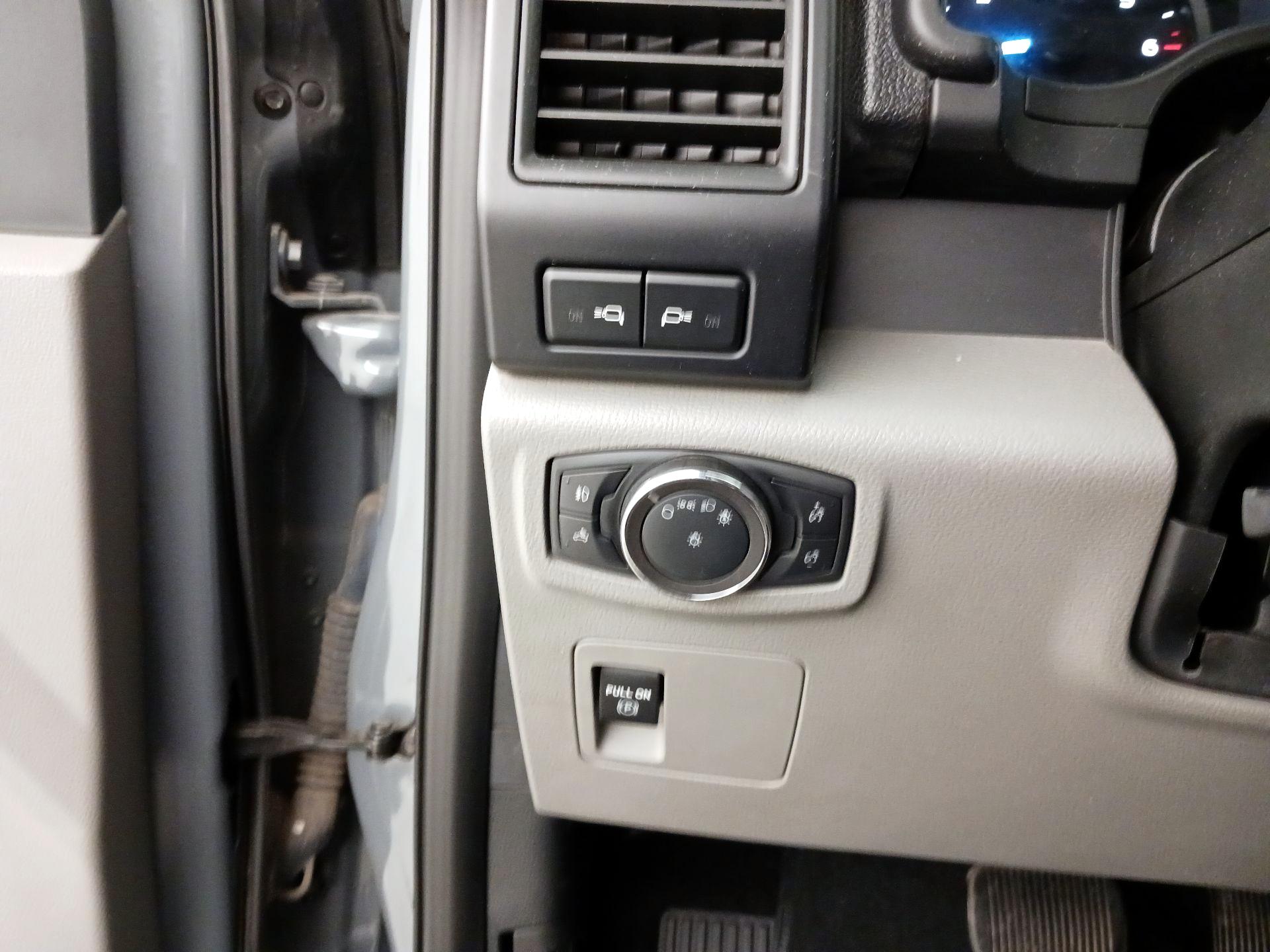 Thumbnail: 2020 Ford F-150 - 13