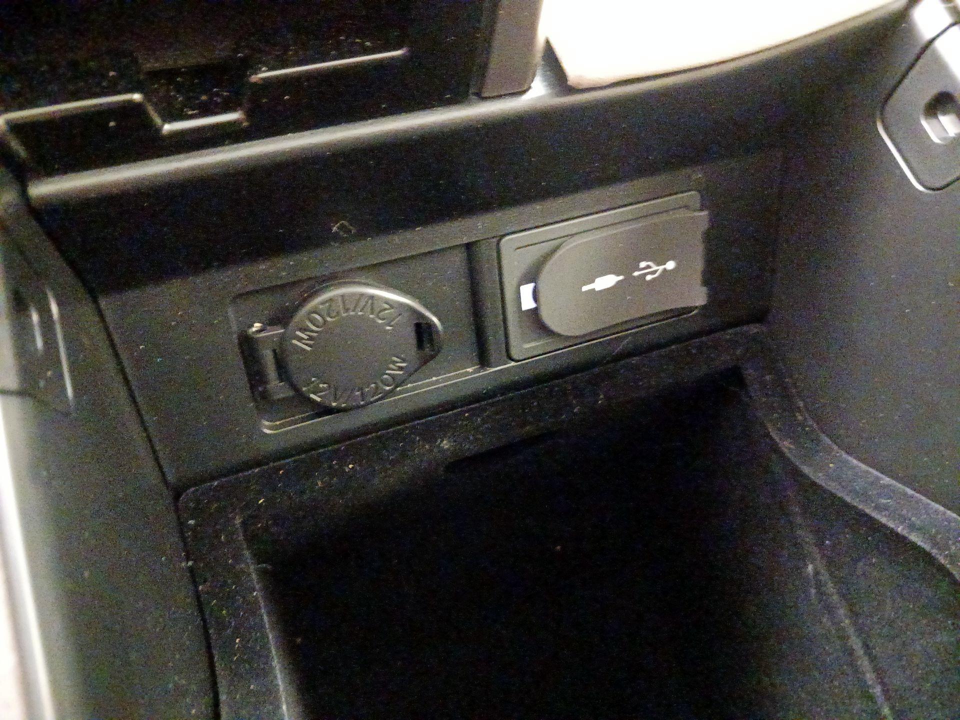 Thumbnail: 2016 Lexus RX - 19