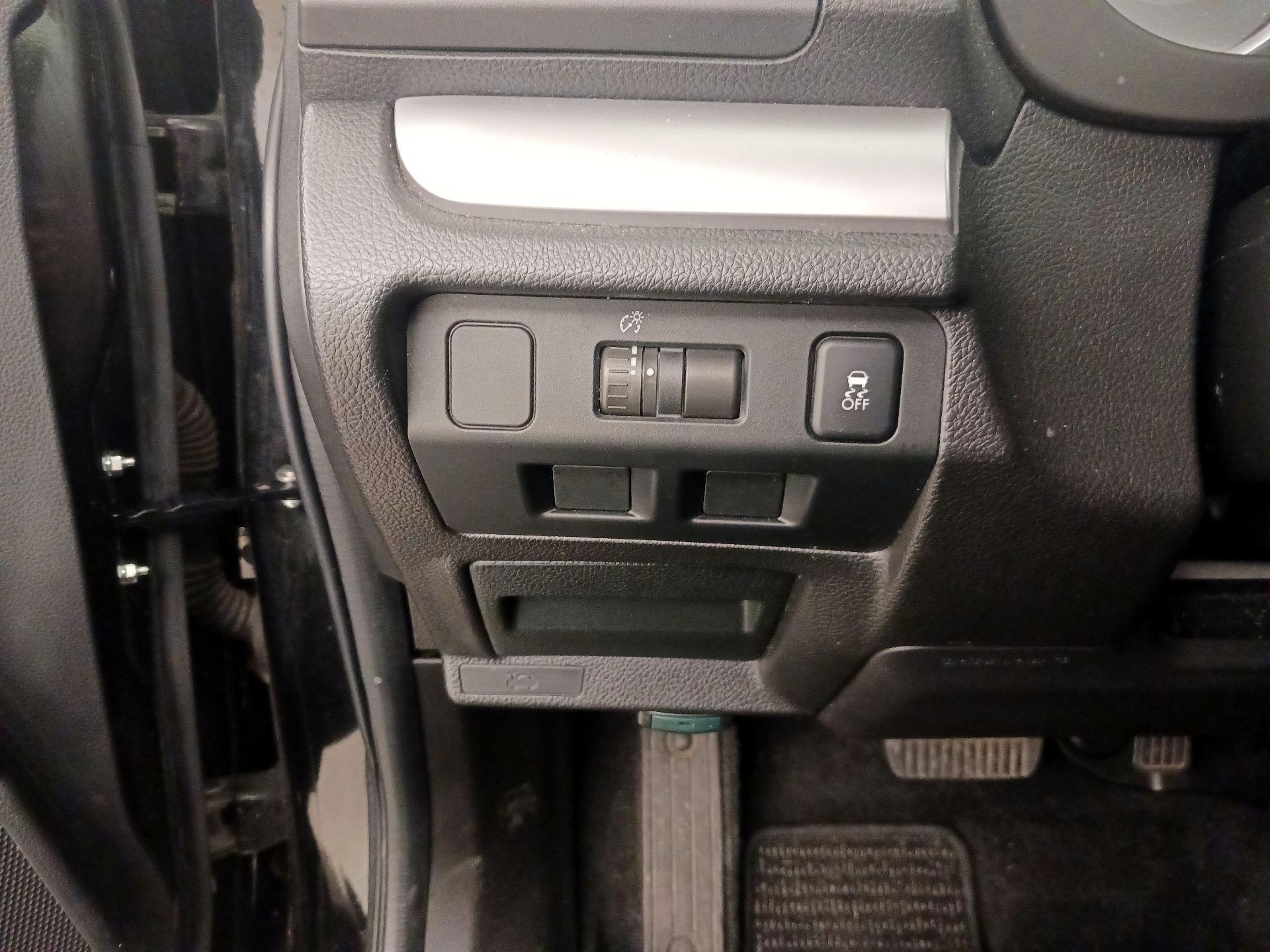 Thumbnail: 2014 Subaru Forester - 13