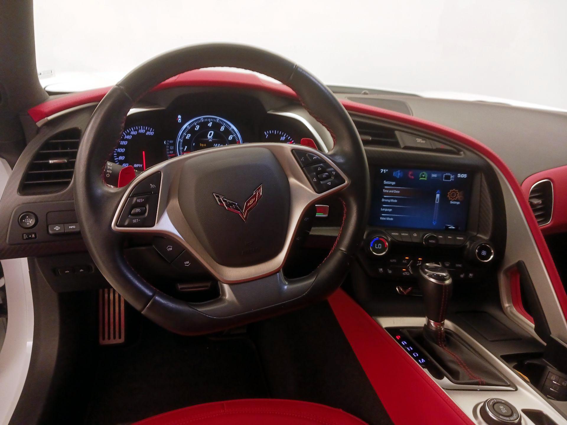 Thumbnail: 2017 Chevrolet Corvette - 10