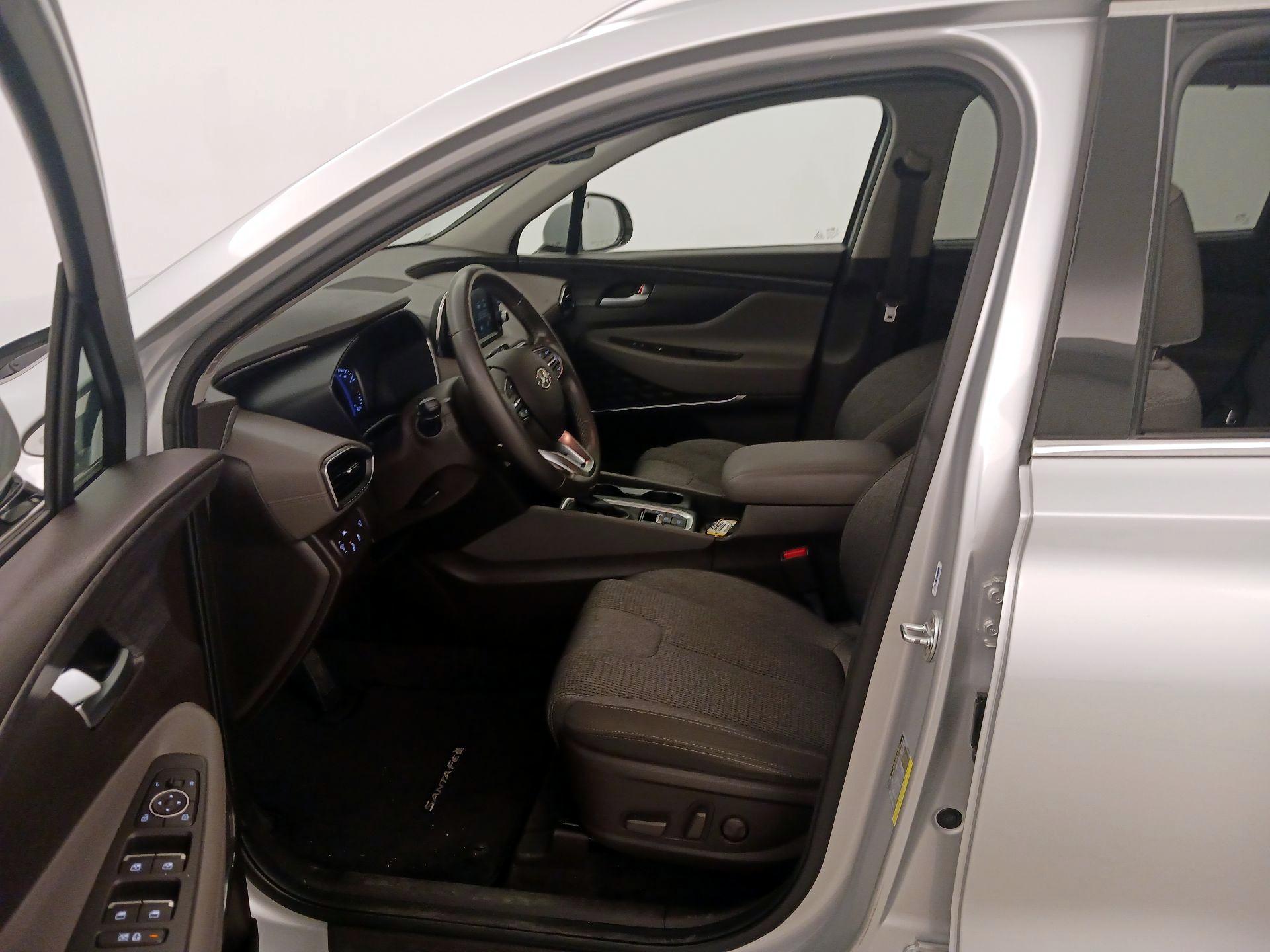 Thumbnail: 2019 Hyundai Santa Fe - 11