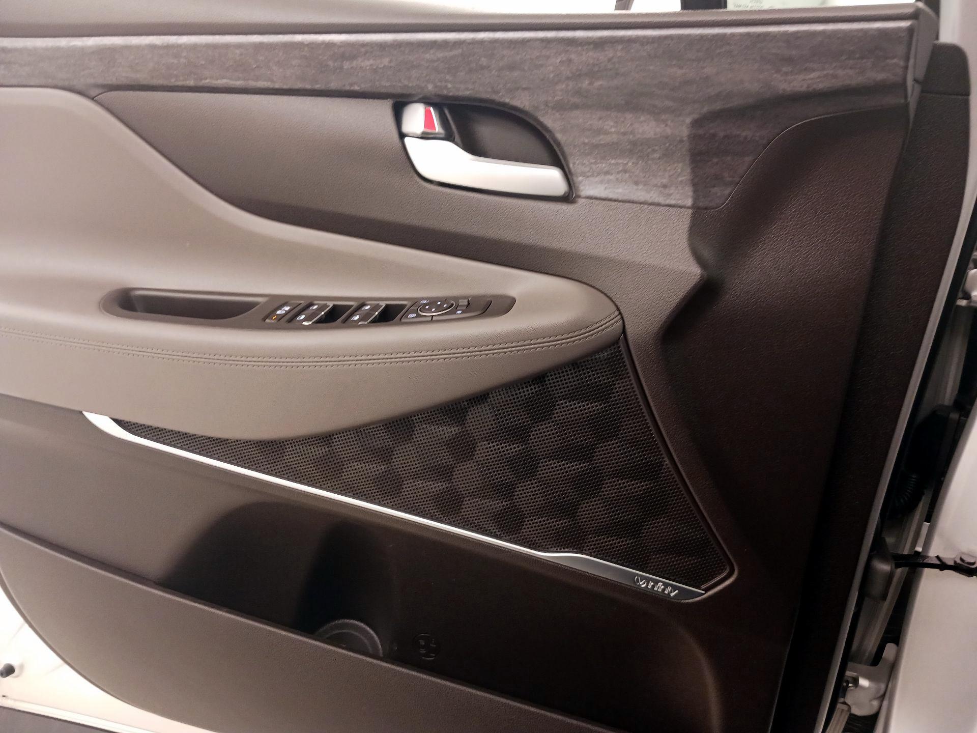 Thumbnail: 2019 Hyundai Santa Fe - 12