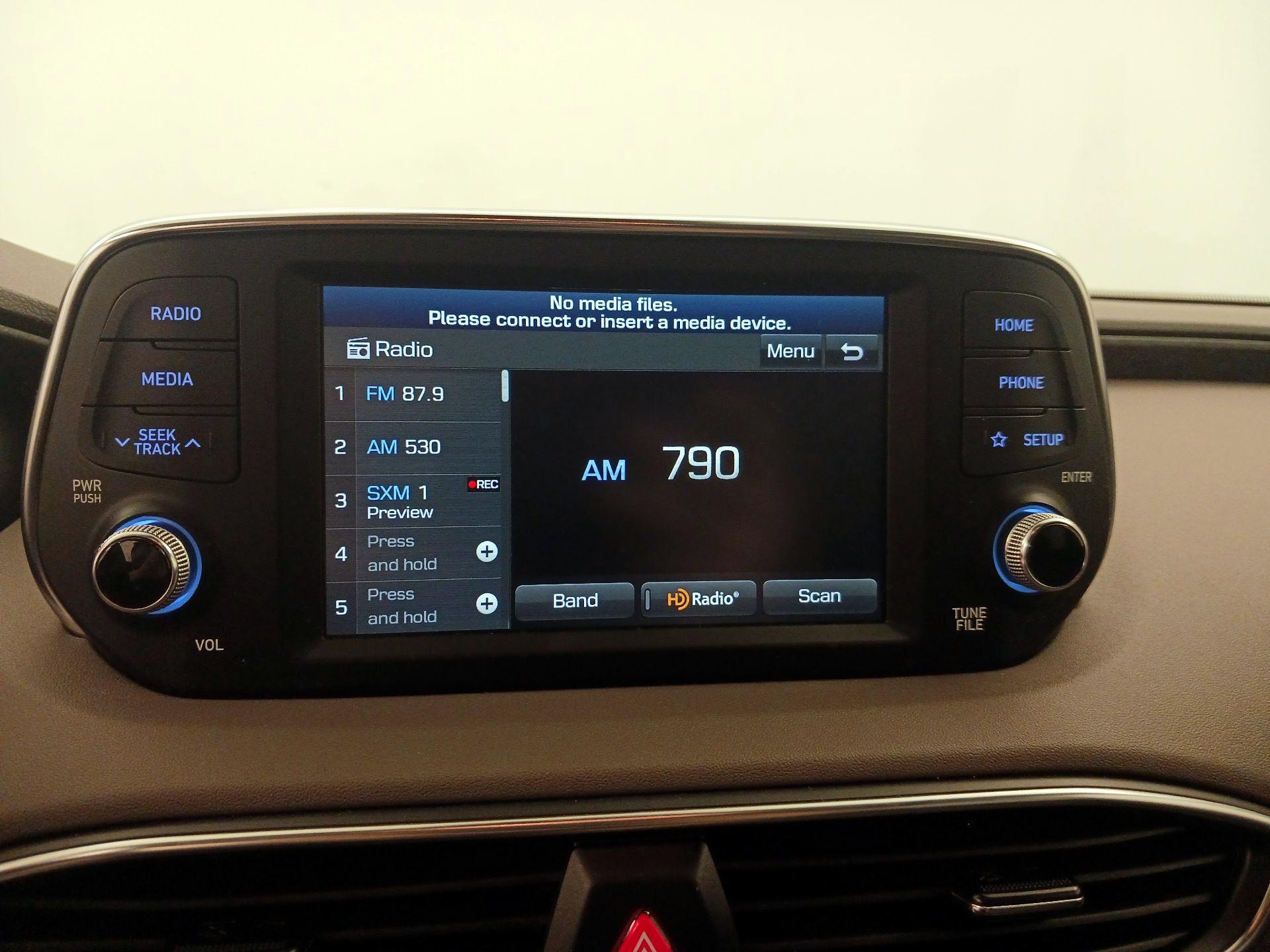 Thumbnail: 2019 Hyundai Santa Fe - 16