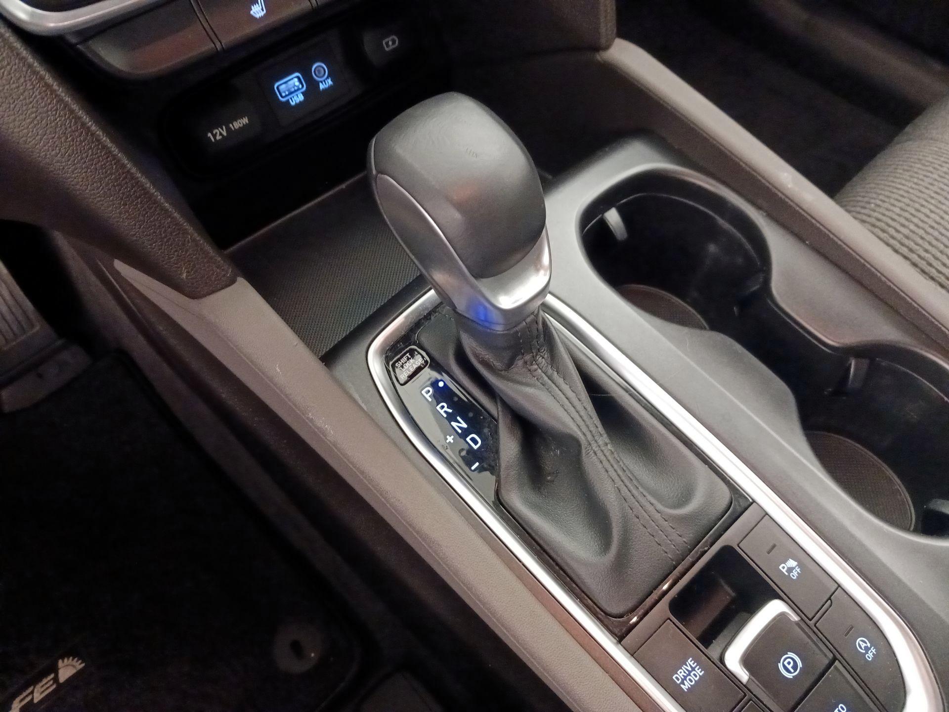 Thumbnail: 2019 Hyundai Santa Fe - 18