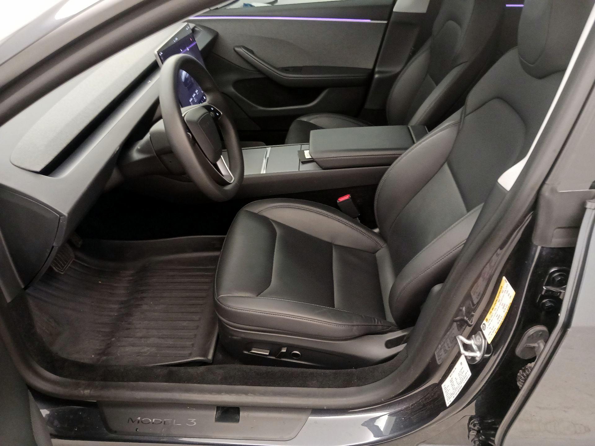 Thumbnail: 2025 Tesla Model 3 - 11