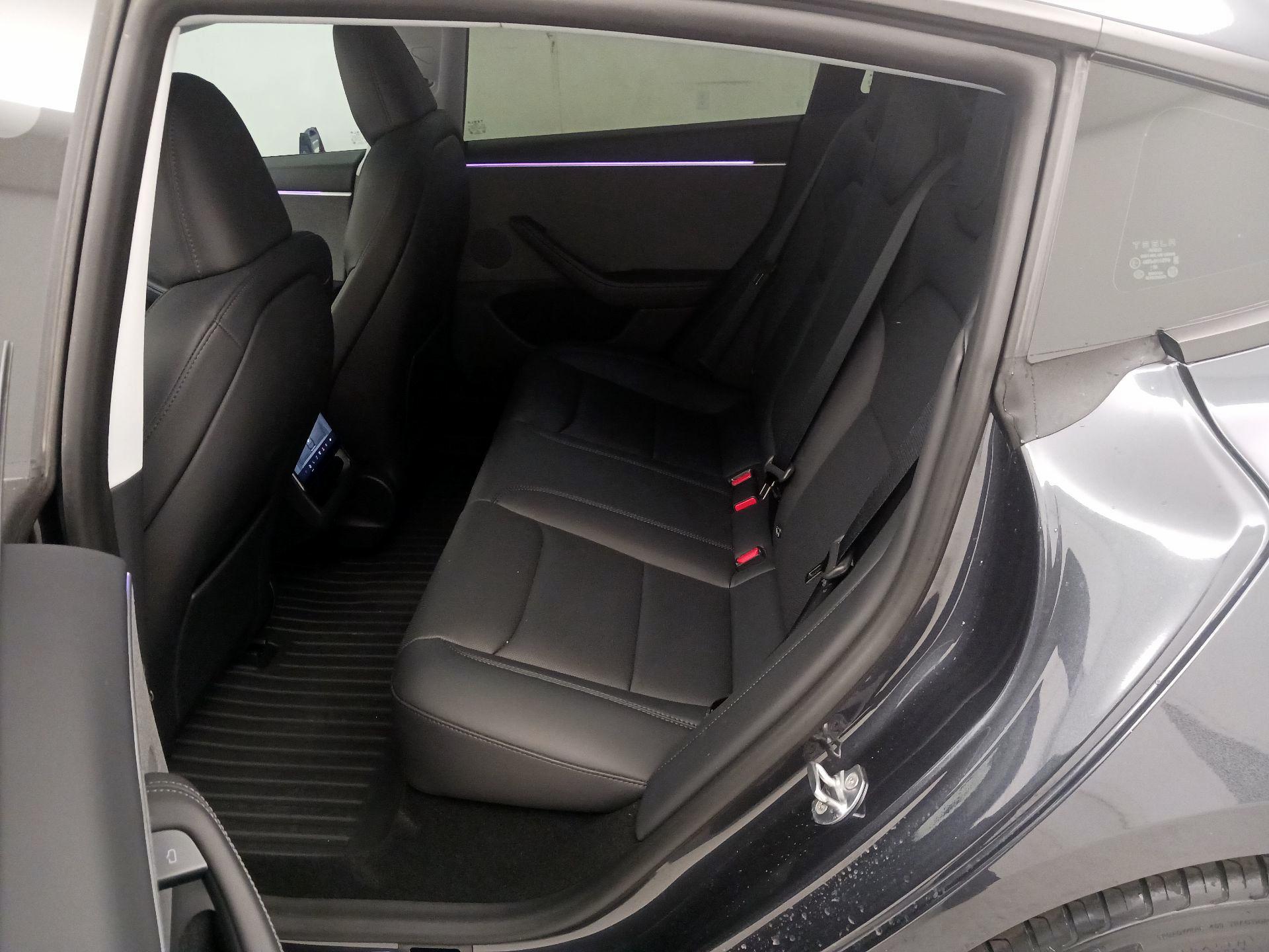 Thumbnail: 2025 Tesla Model 3 - 19