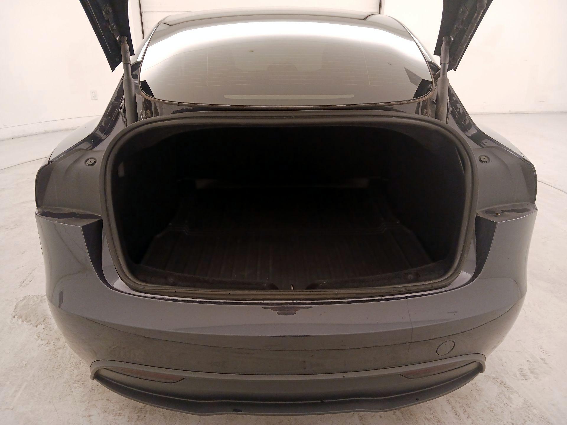 Thumbnail: 2025 Tesla Model 3 - 20