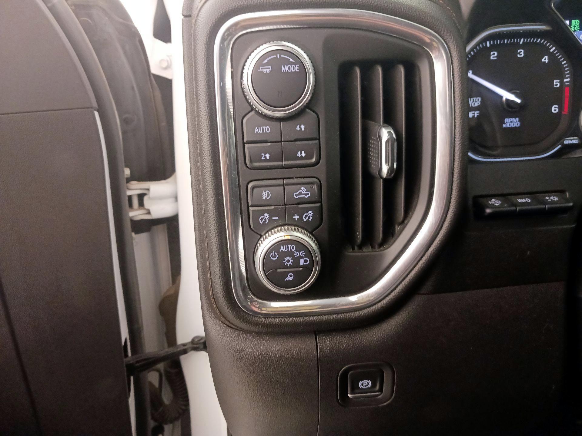 Thumbnail: 2020 GMC Sierra 1500 - 13