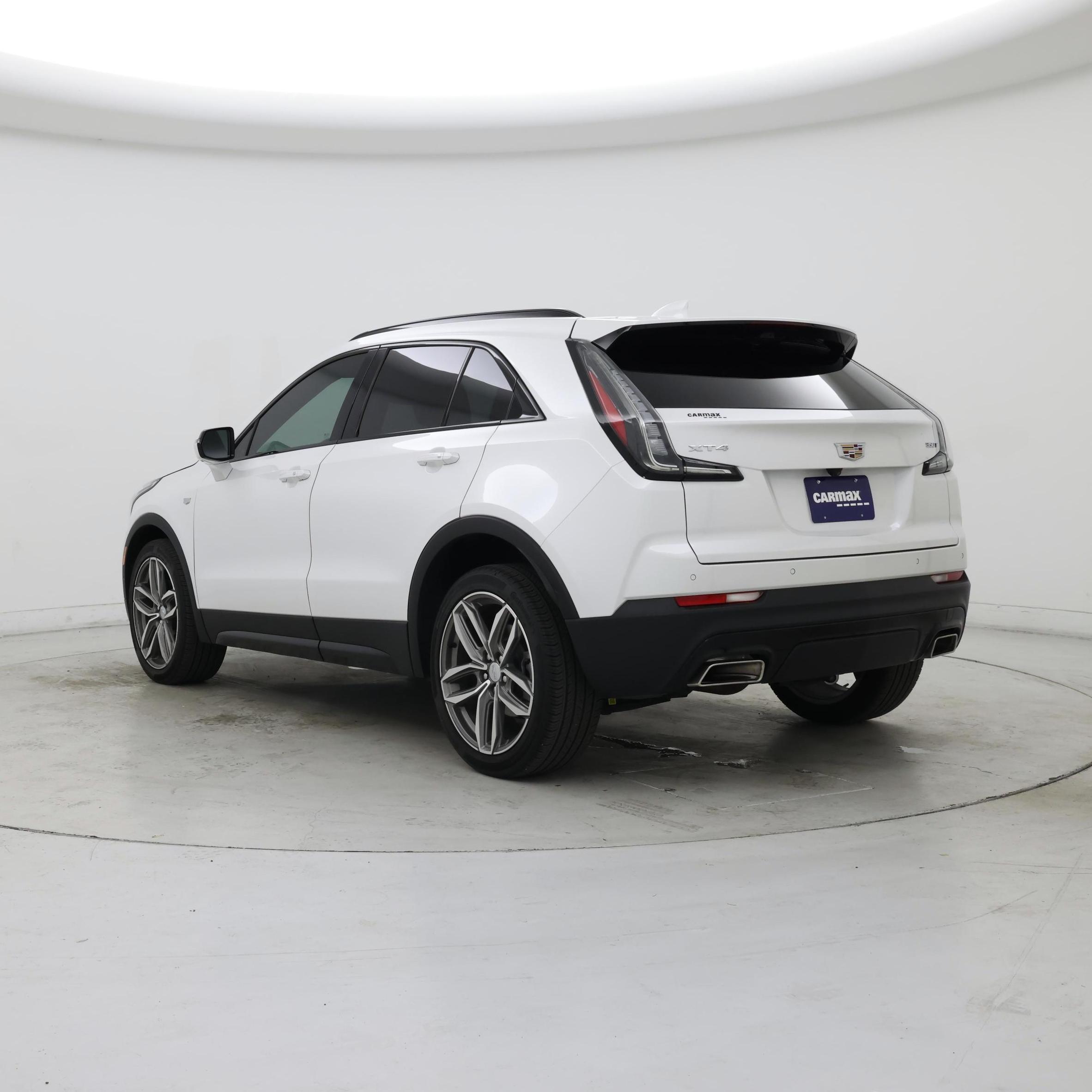 Thumbnail: 2022 Cadillac XT4 - 2