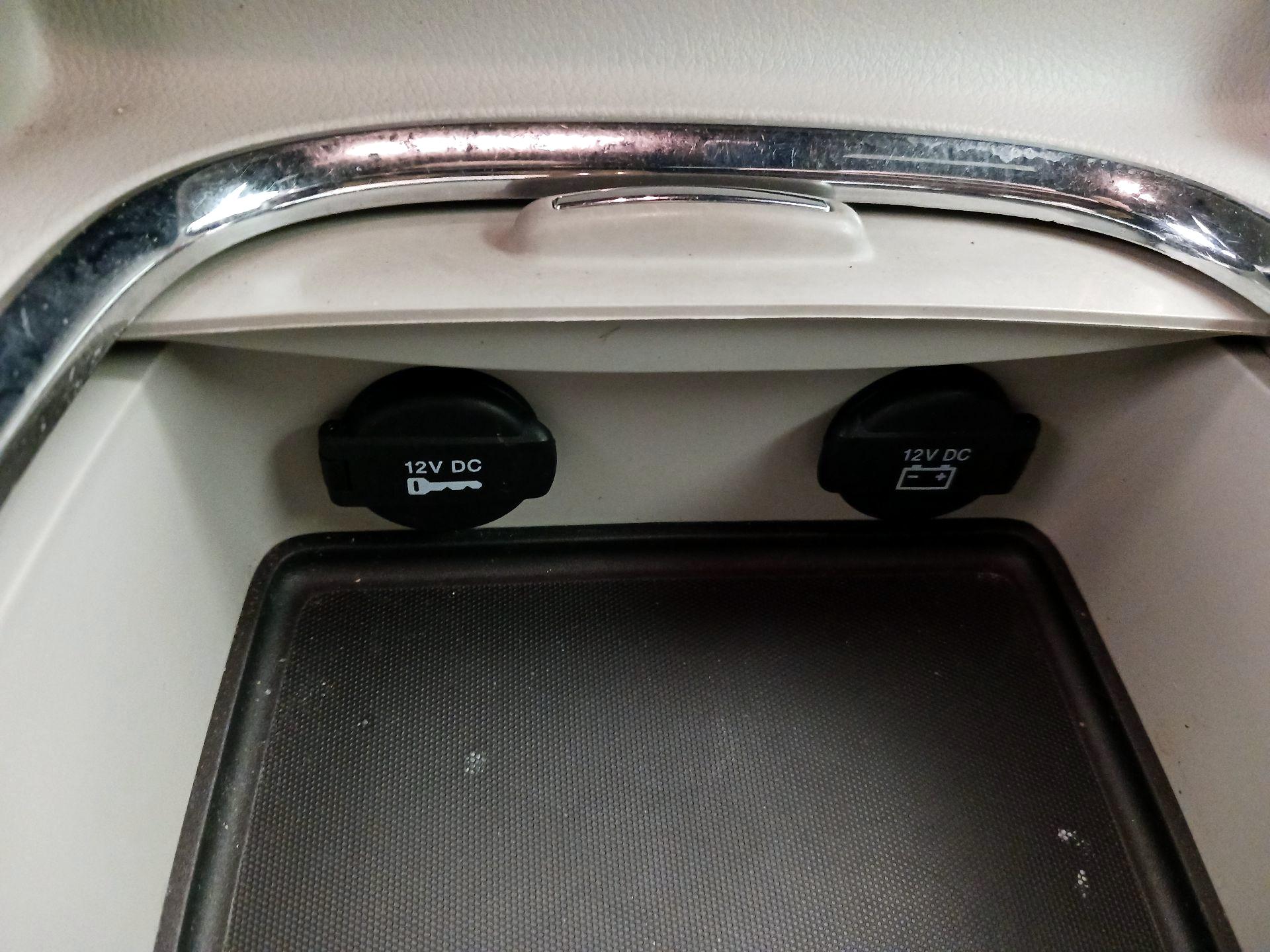 Thumbnail: 2016 Dodge Grand Caravan - 18