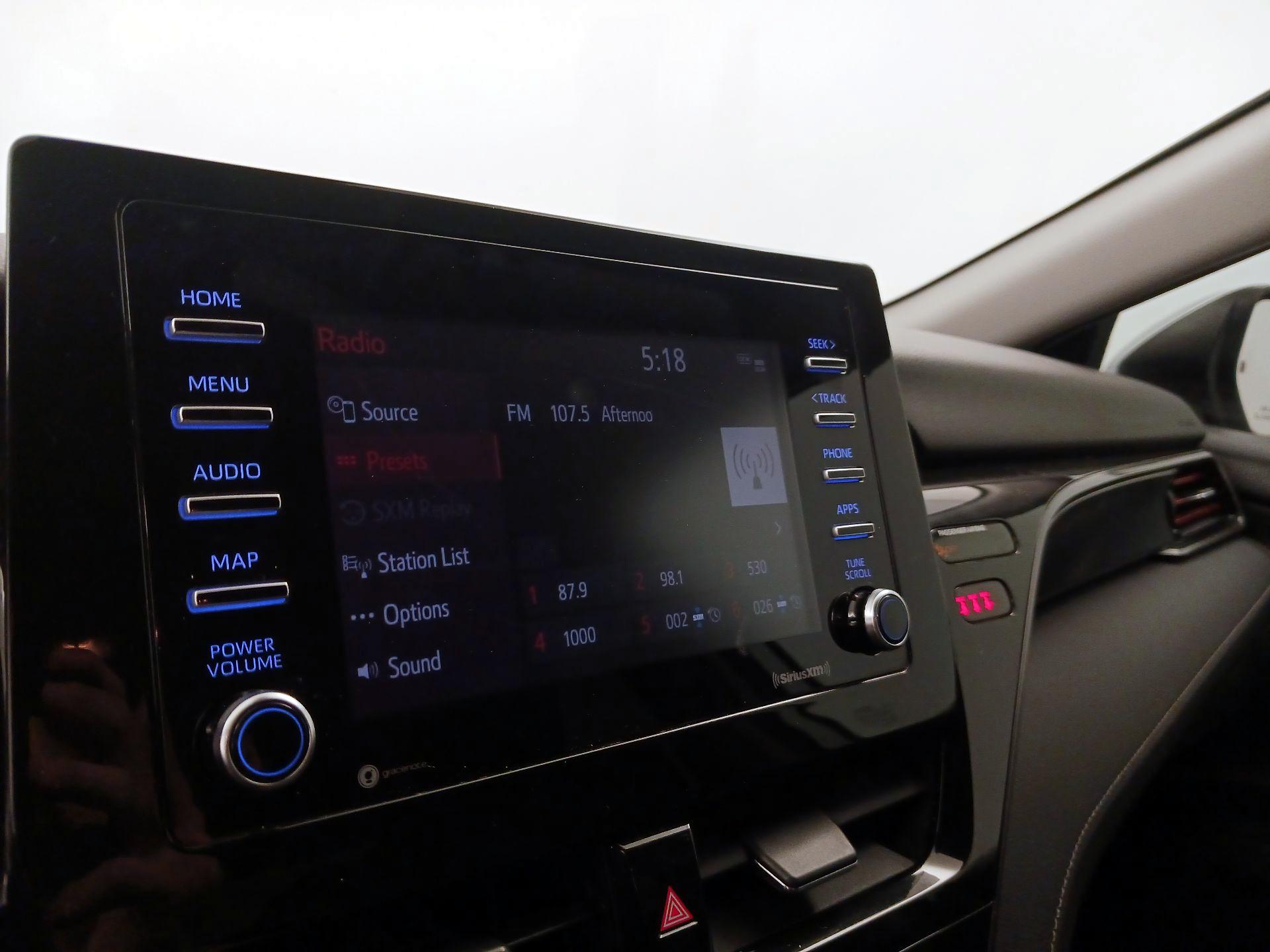 Thumbnail: 2021 Toyota Camry - 15