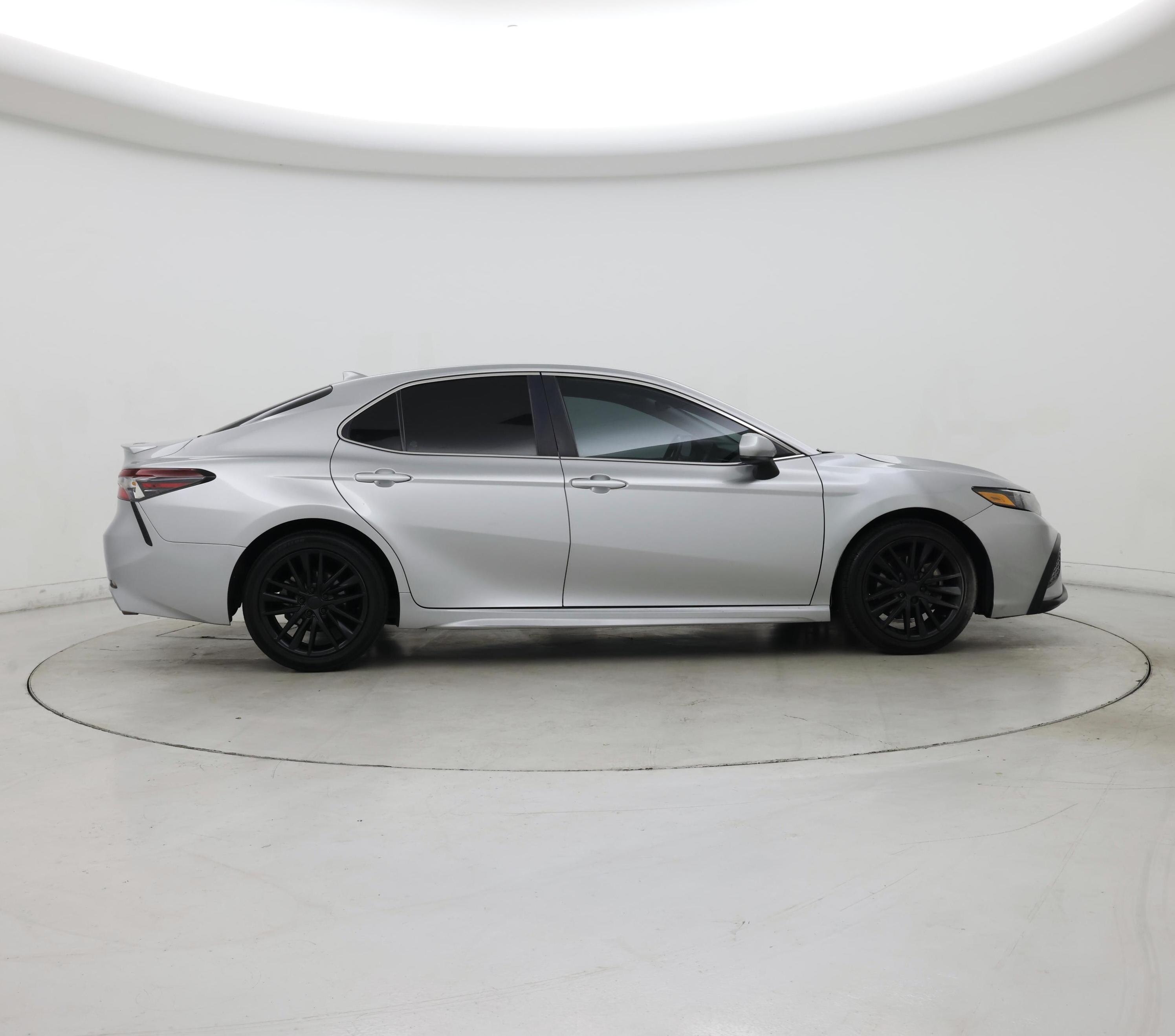 Thumbnail: 2021 Toyota Camry - 7