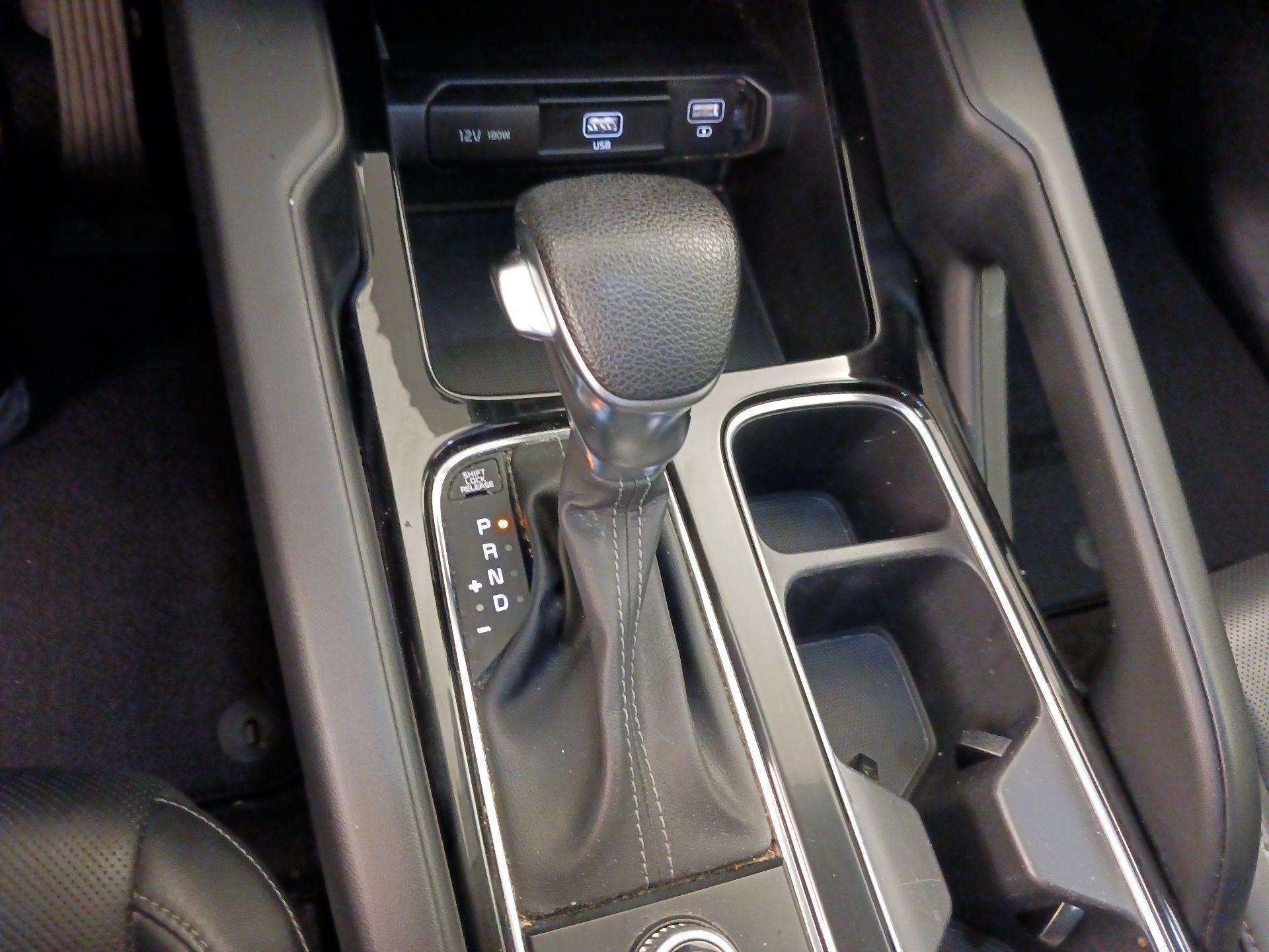 Thumbnail: 2022 Kia Telluride - 18