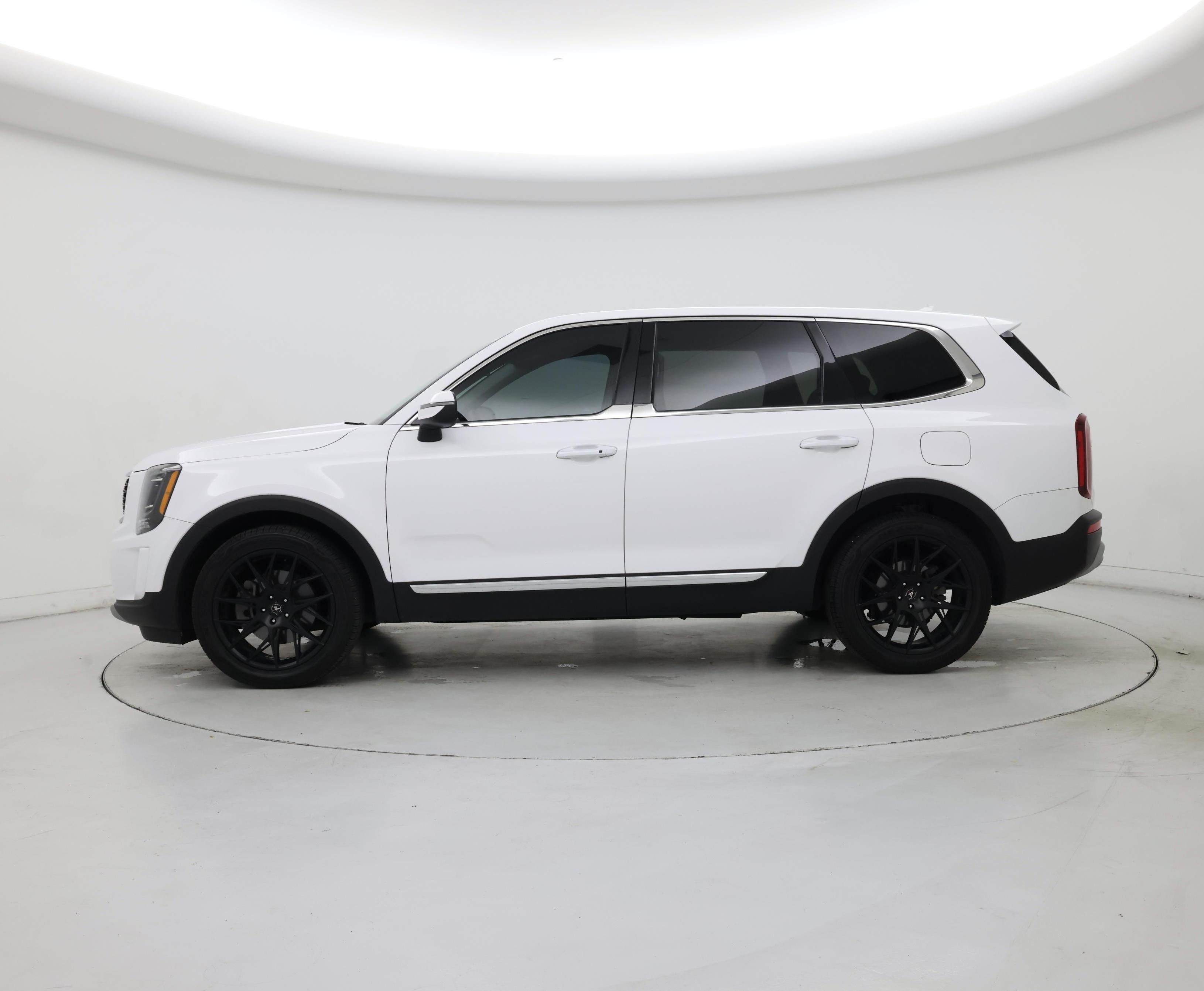 Thumbnail: 2022 Kia Telluride - 3