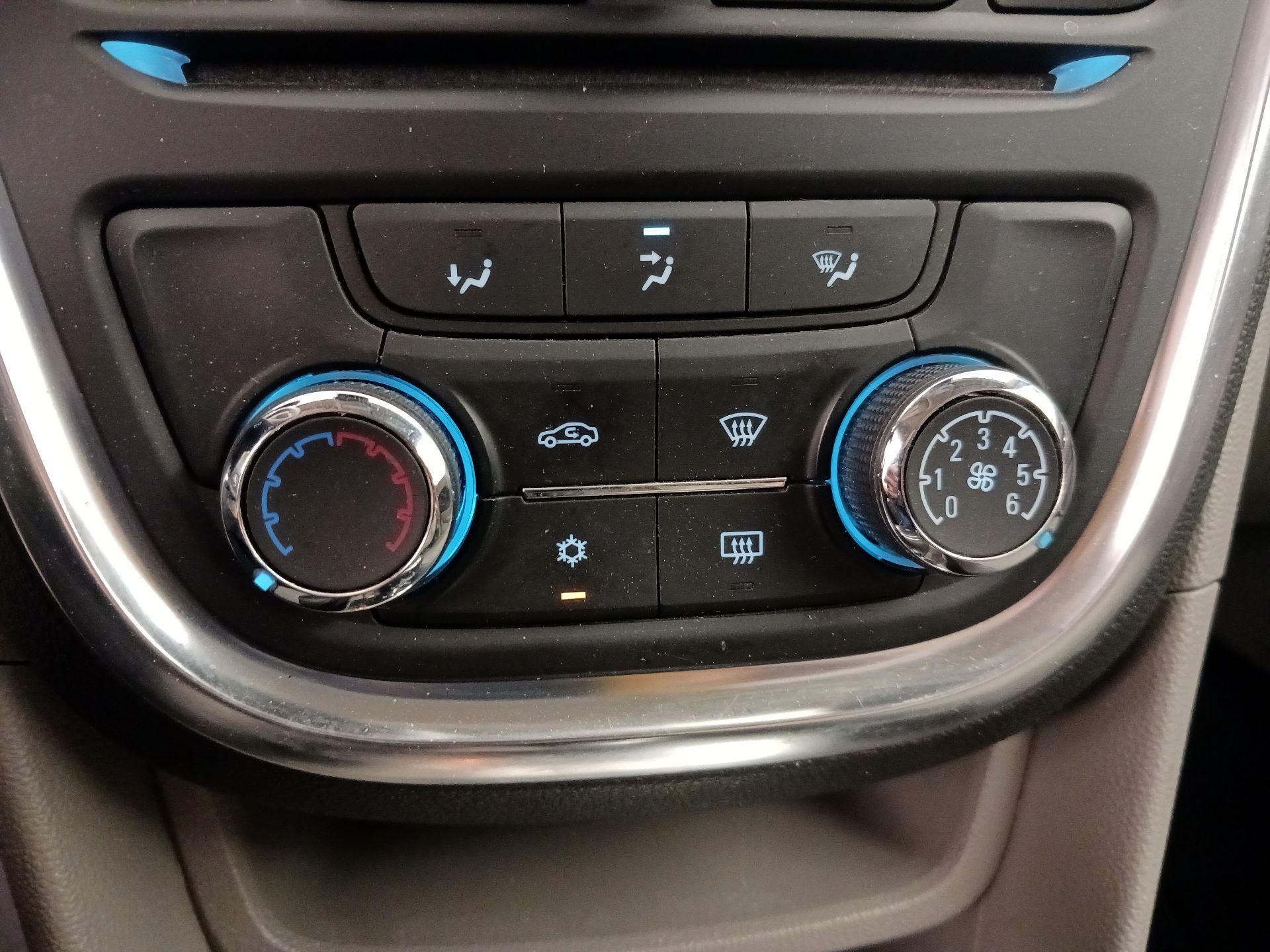 Thumbnail: 2015 Buick Encore - 16