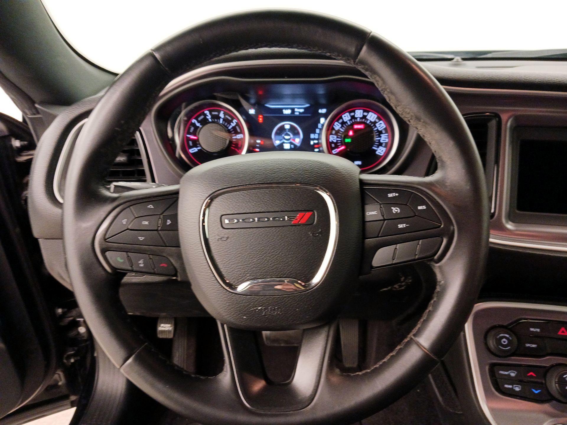 Thumbnail: 2019 Dodge Challenger - 10