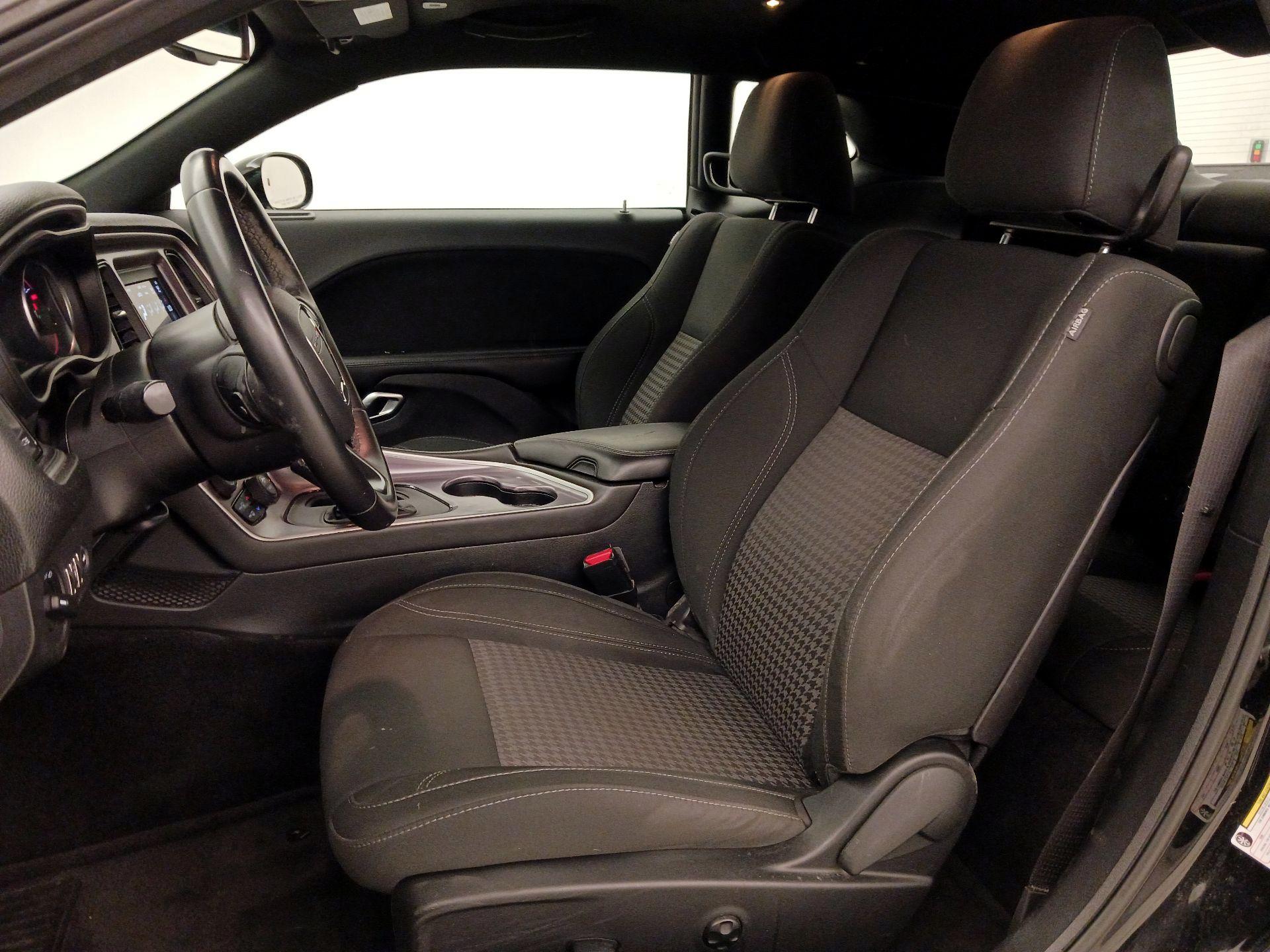 Thumbnail: 2019 Dodge Challenger - 11