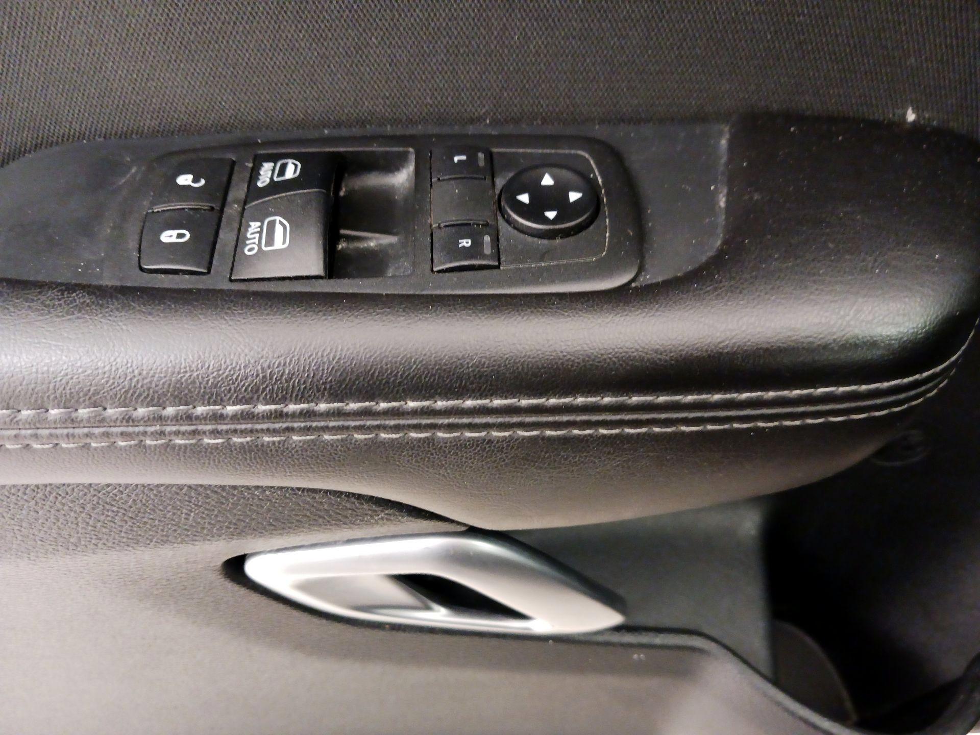 Thumbnail: 2019 Dodge Challenger - 12