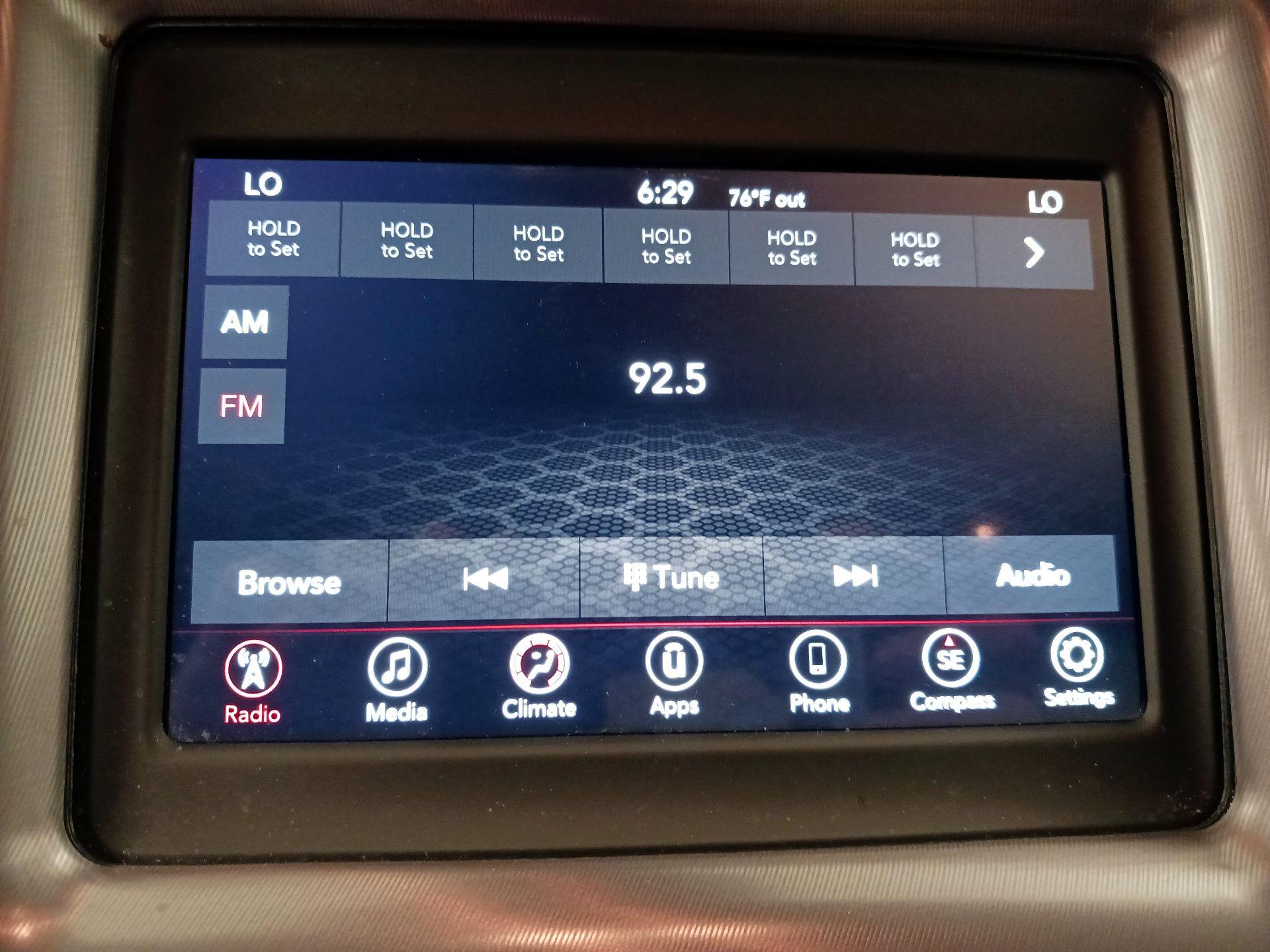 Thumbnail: 2019 Dodge Challenger - 15