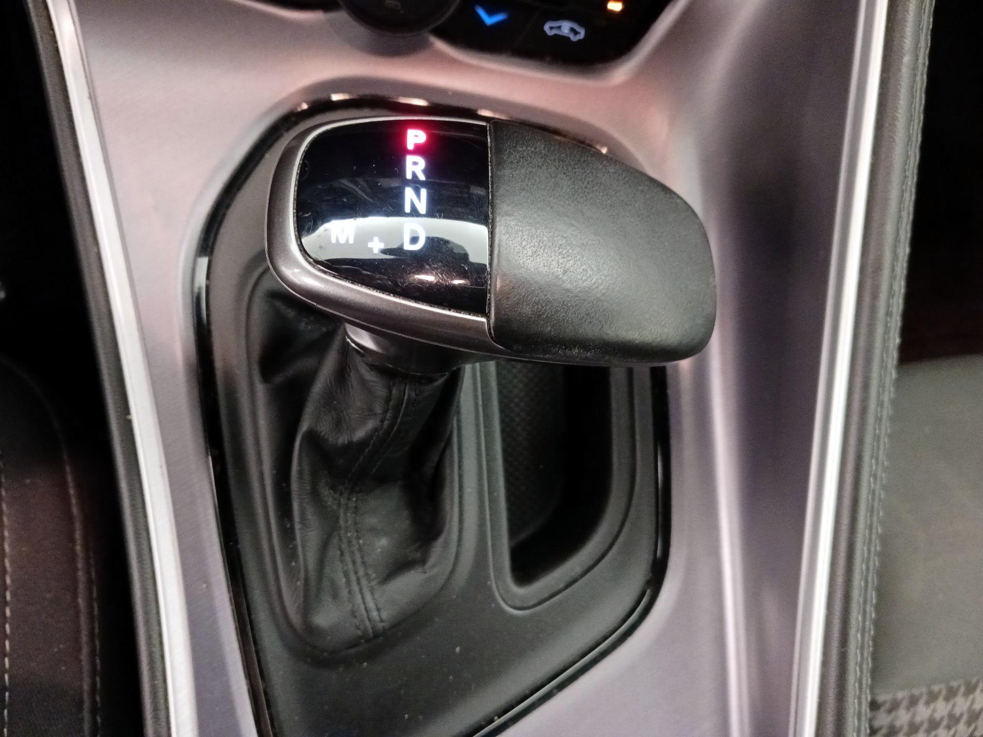 Thumbnail: 2019 Dodge Challenger - 17