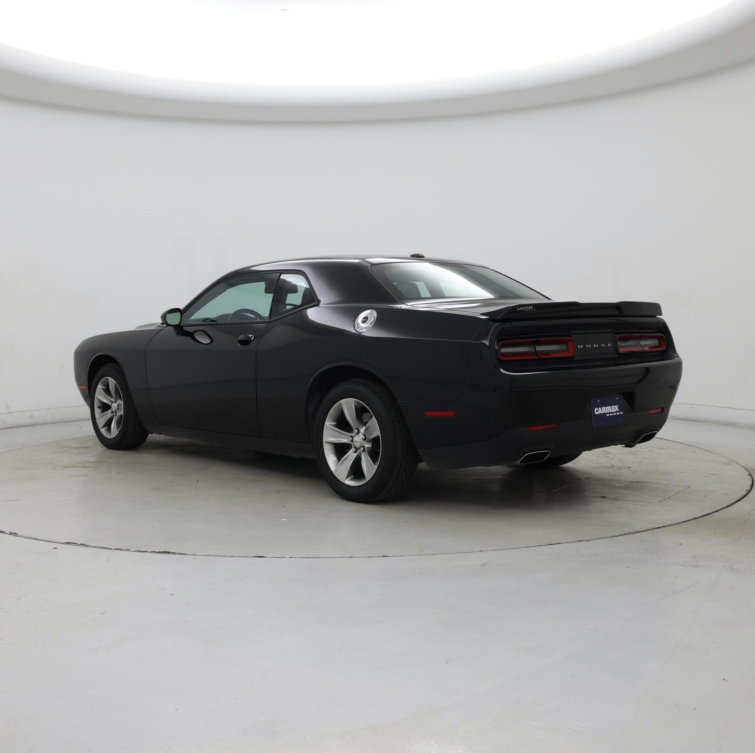 Thumbnail: 2019 Dodge Challenger - 2