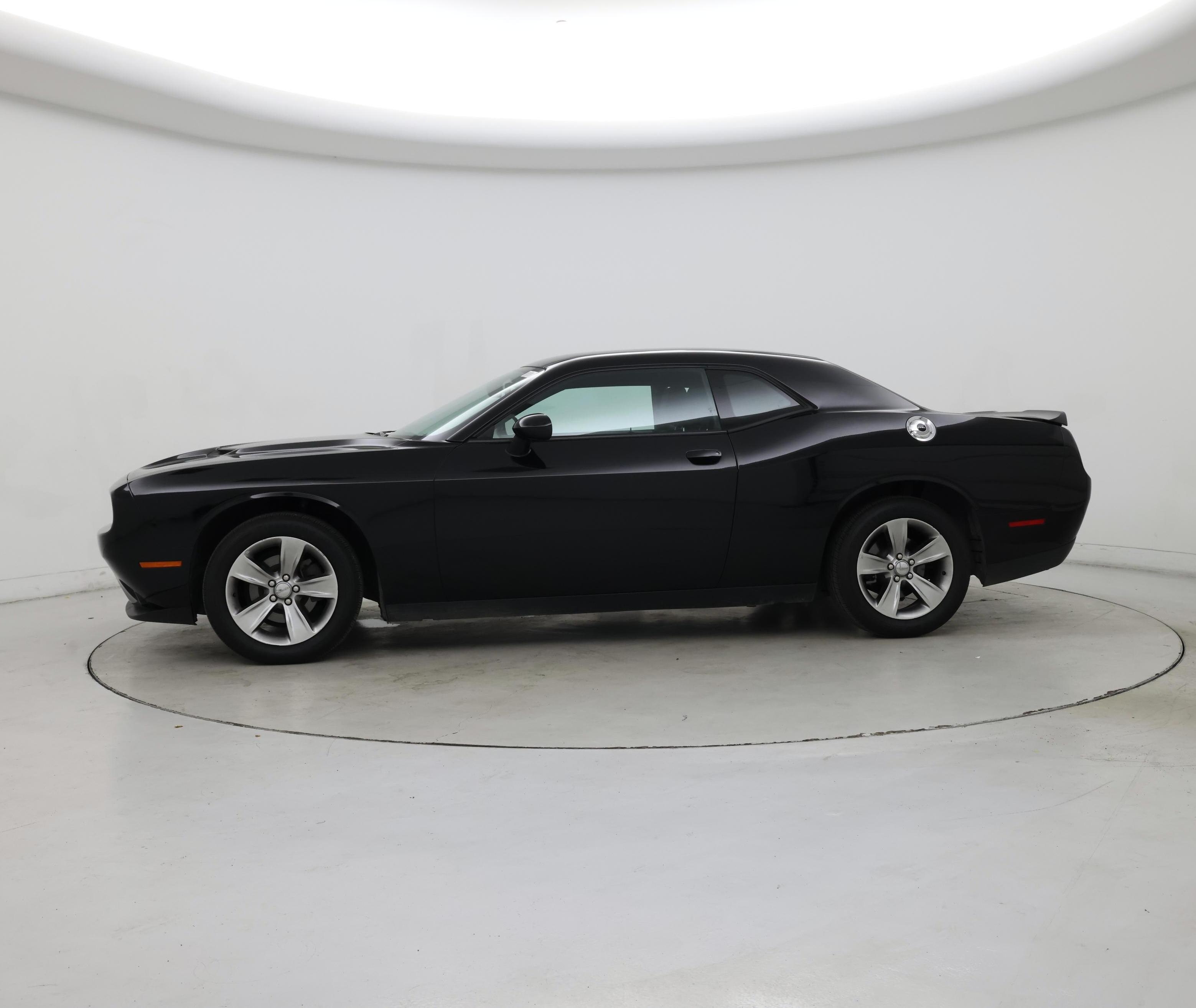 Thumbnail: 2019 Dodge Challenger - 3