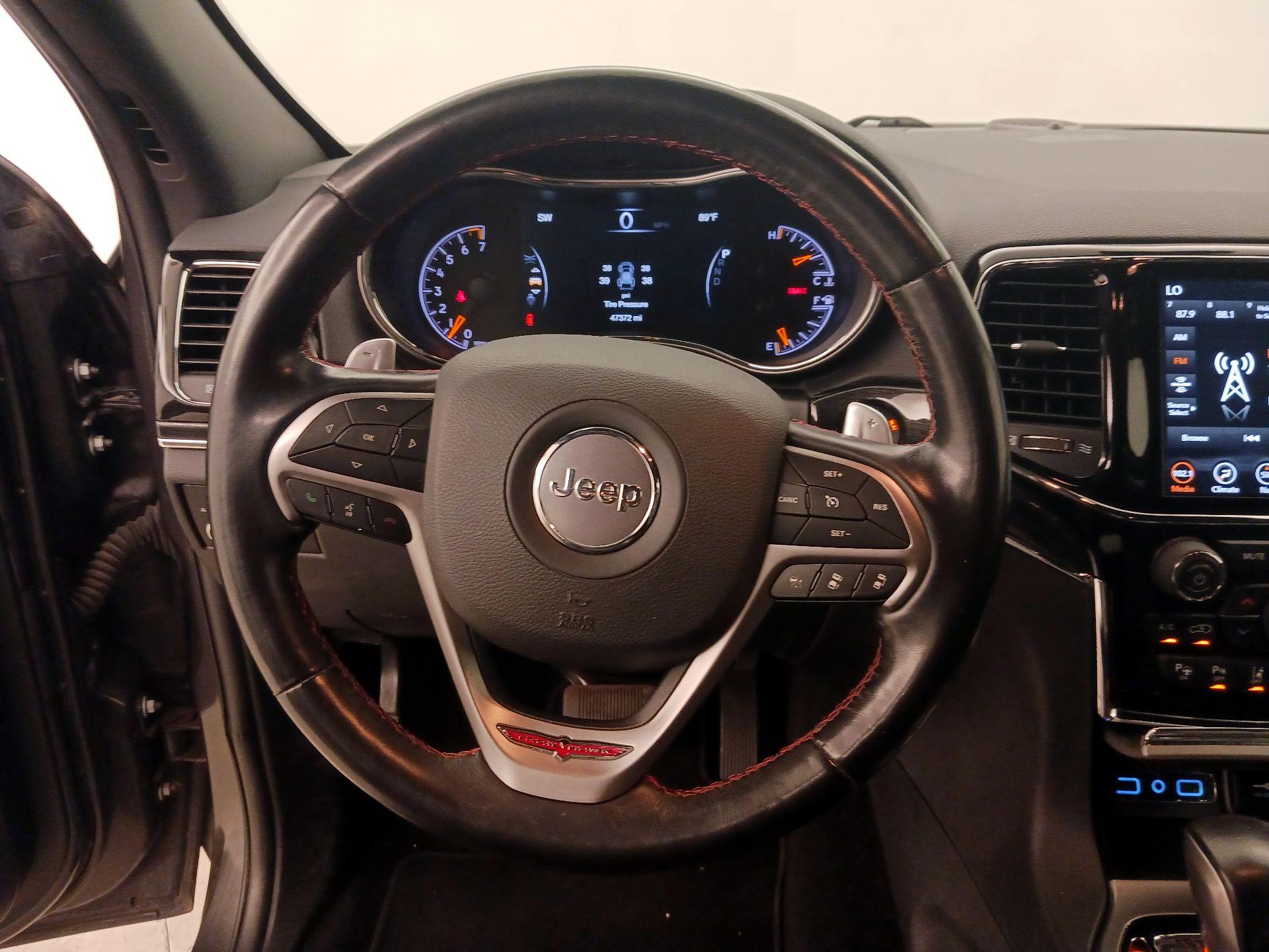 Thumbnail: 2020 Jeep Grand Cherokee - 10