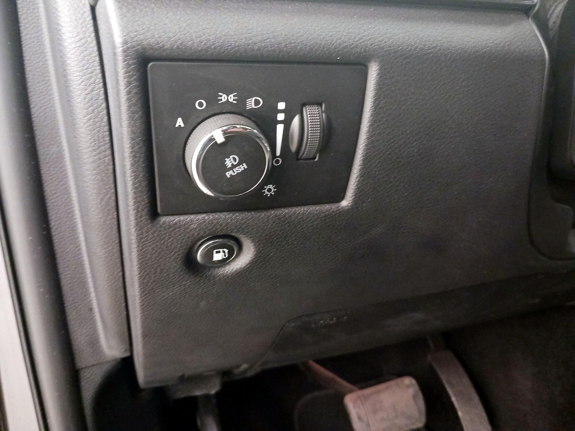 Thumbnail: 2020 Jeep Grand Cherokee - 13