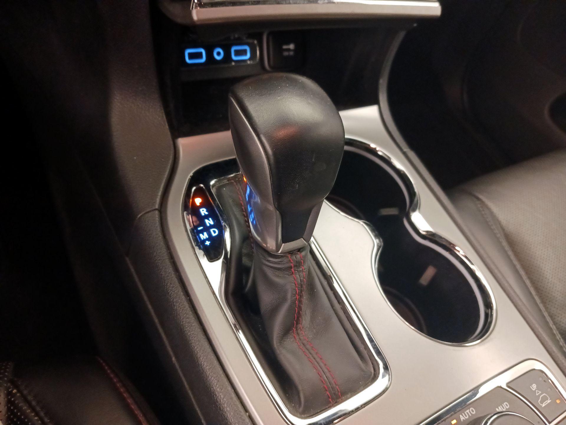 Thumbnail: 2020 Jeep Grand Cherokee - 17