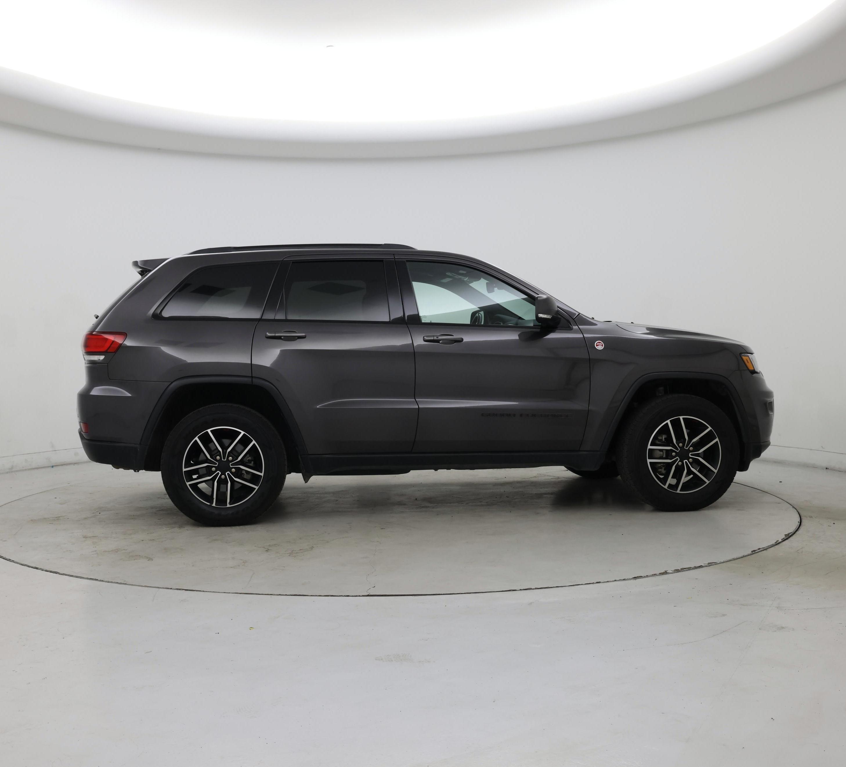 Thumbnail: 2020 Jeep Grand Cherokee - 7