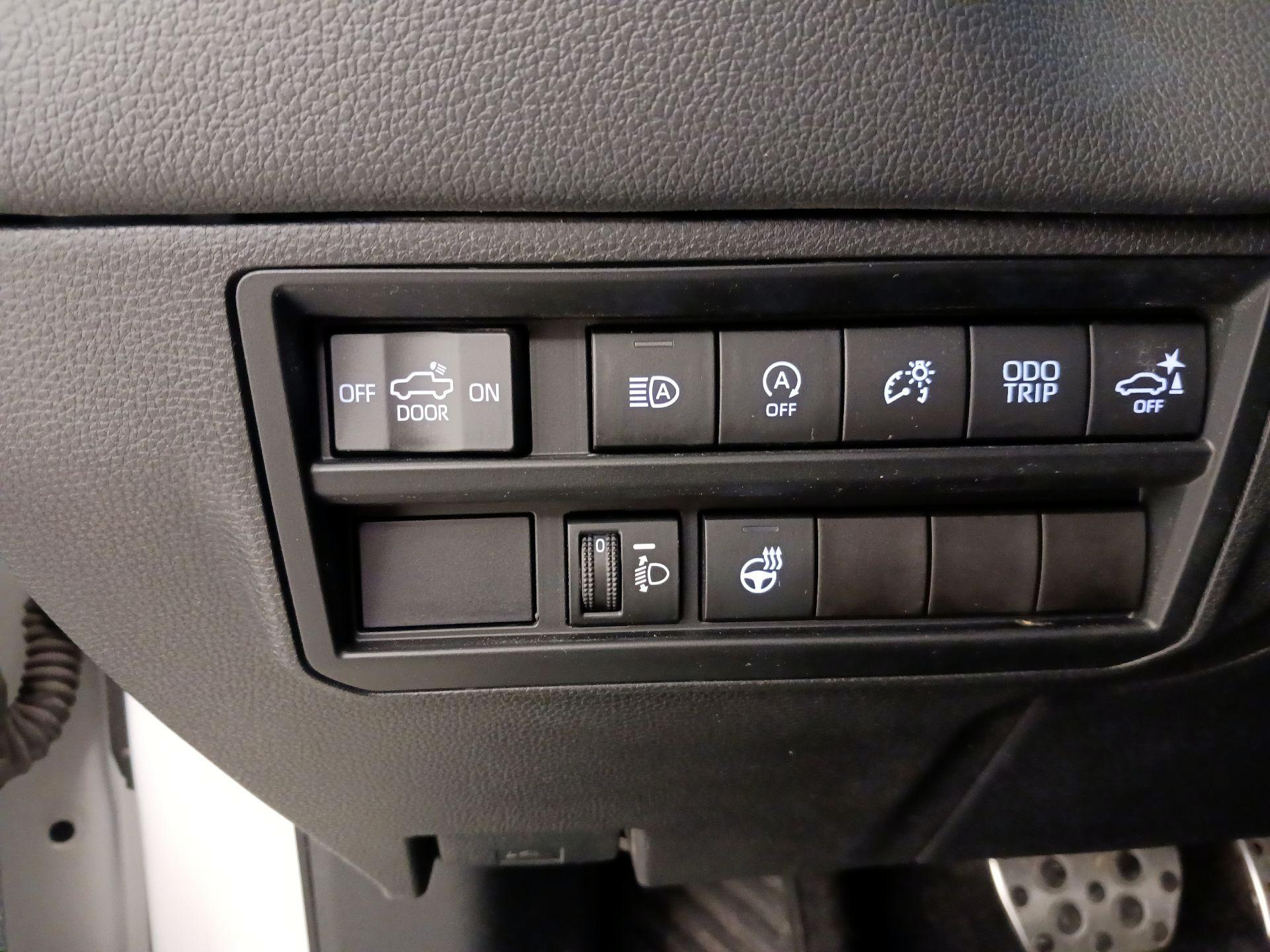 Thumbnail: 2022 Toyota Tundra - 13