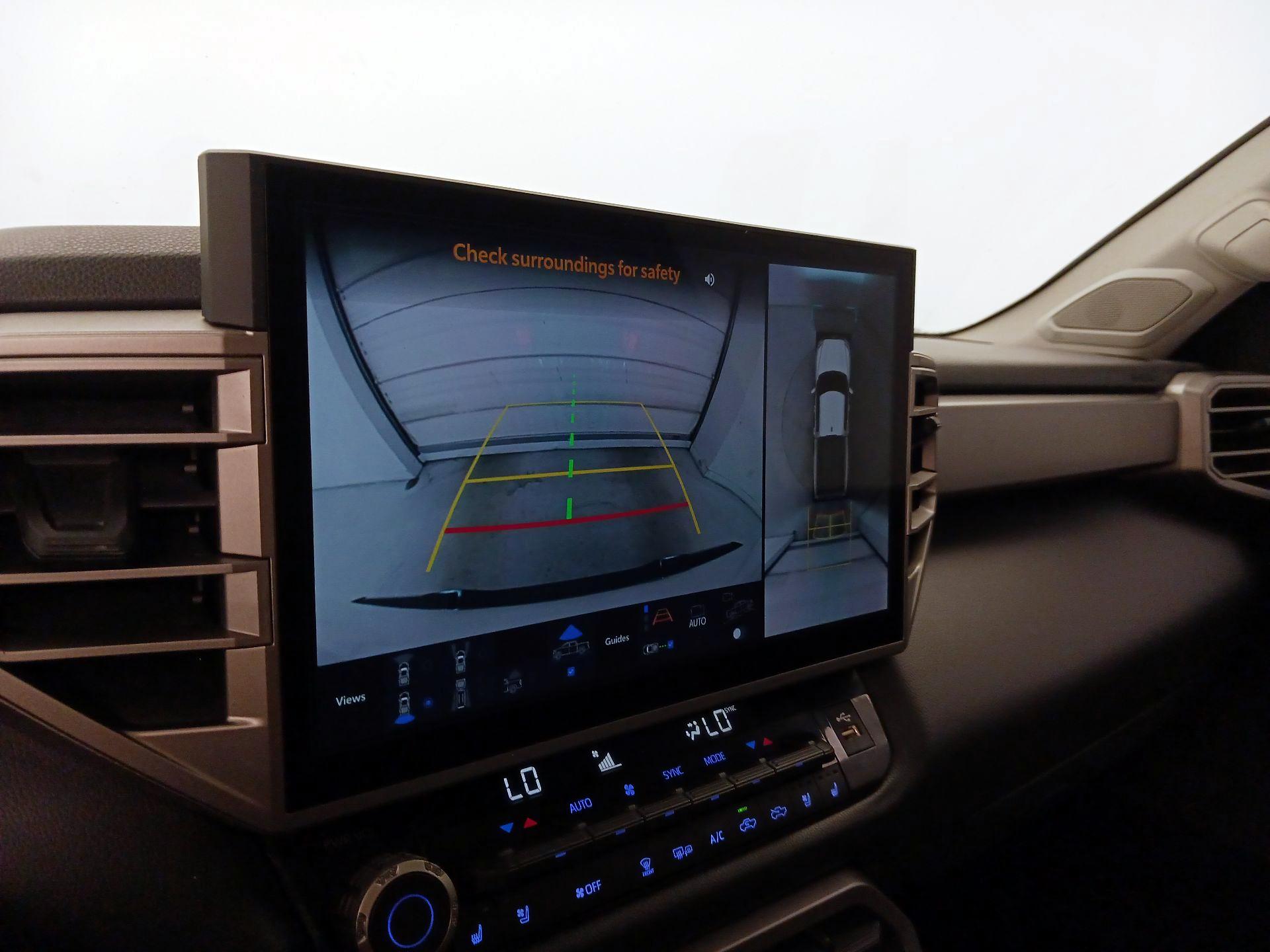 Thumbnail: 2022 Toyota Tundra - 14