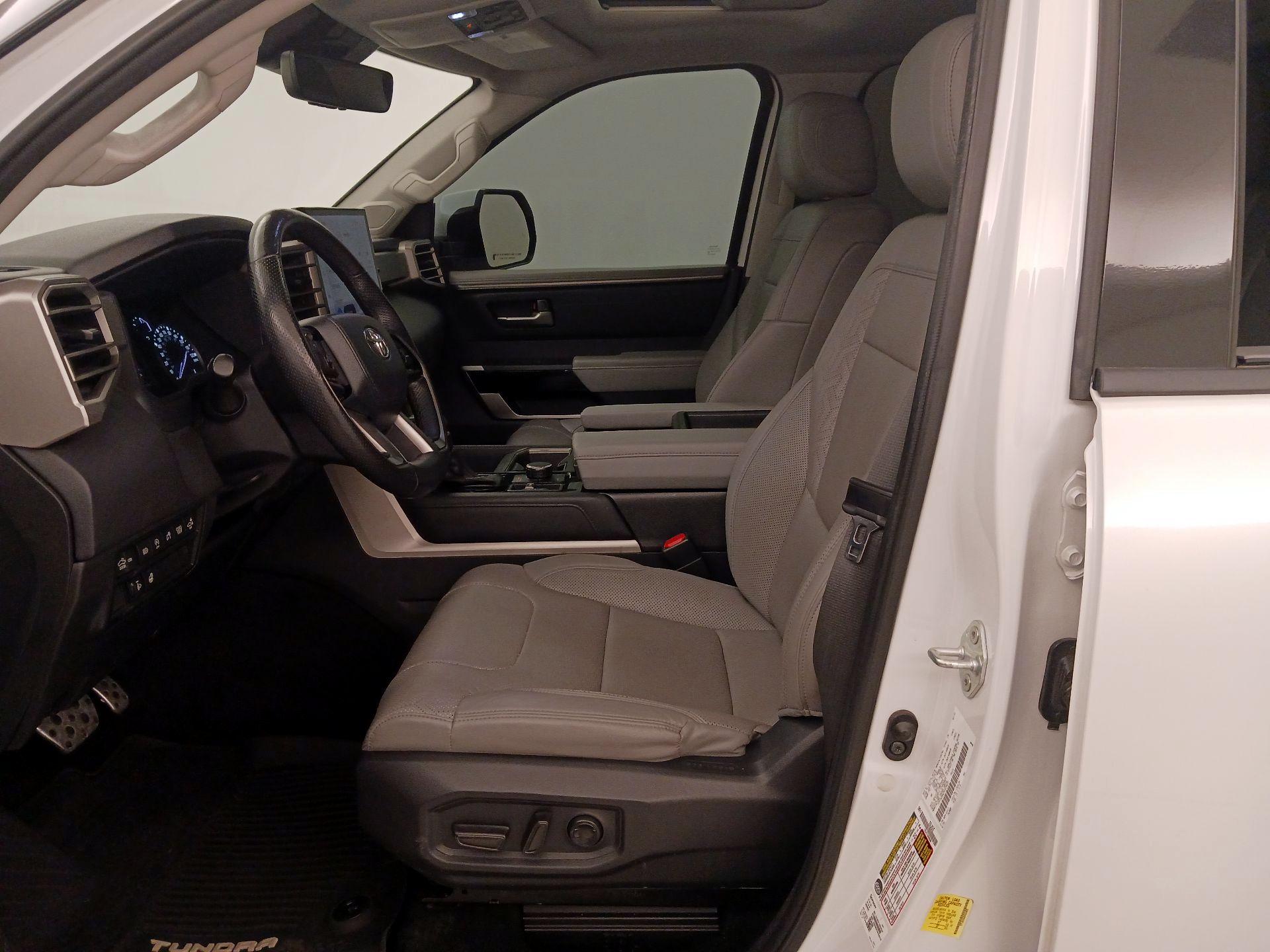 Thumbnail: 2022 Toyota Tundra - 11