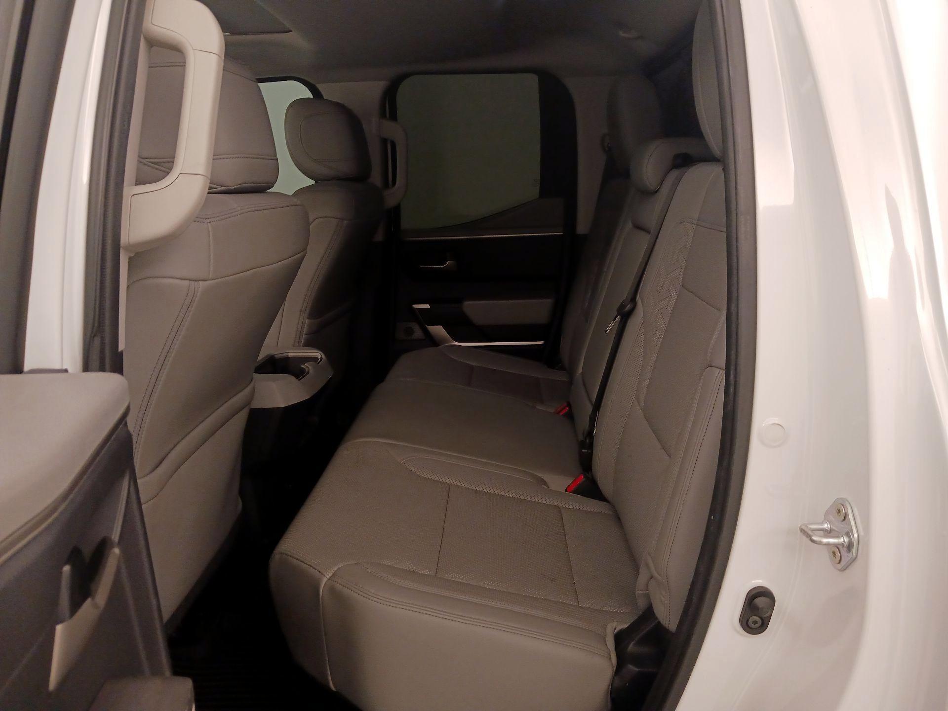 Thumbnail: 2022 Toyota Tundra - 20