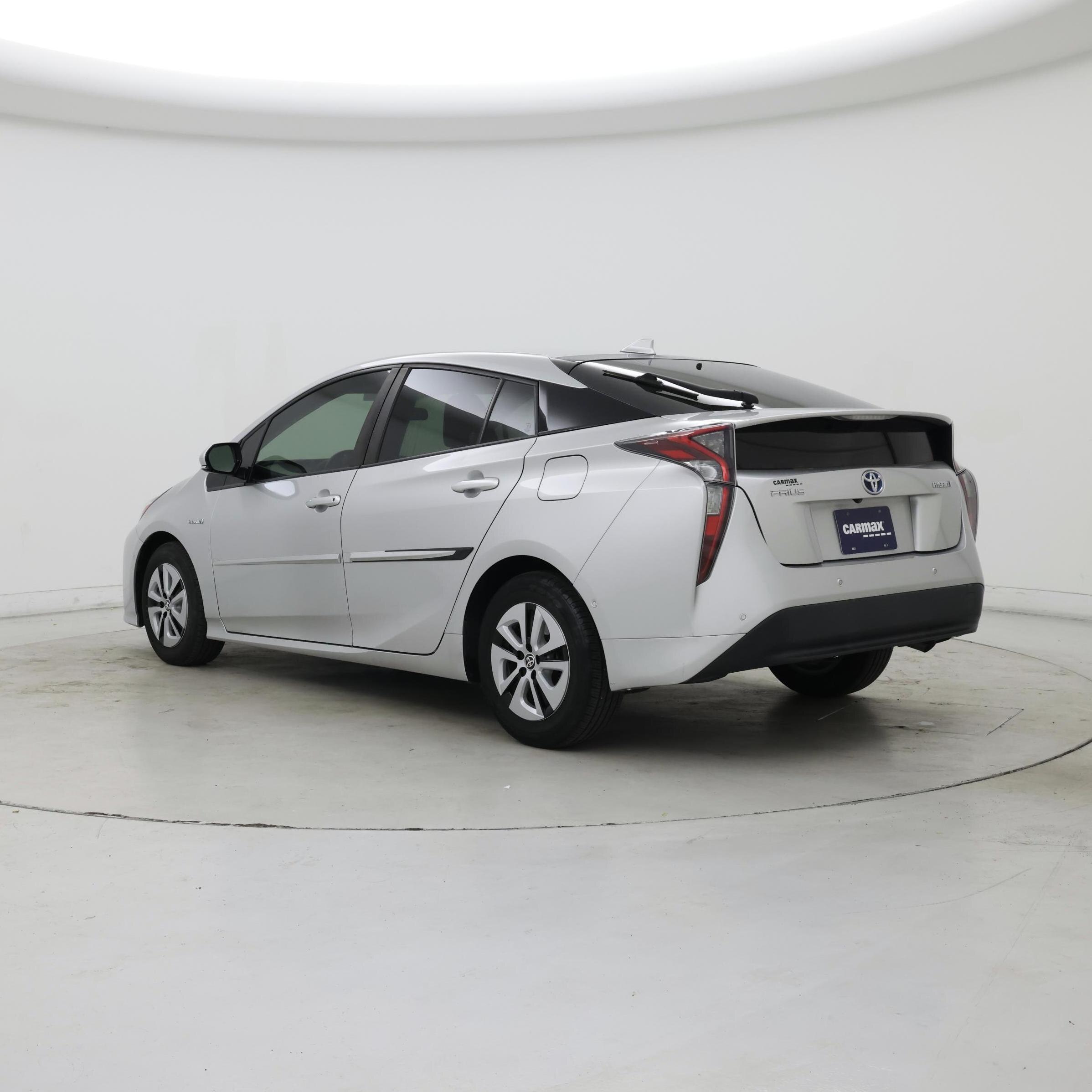 Thumbnail: 2018 Toyota Prius - 2