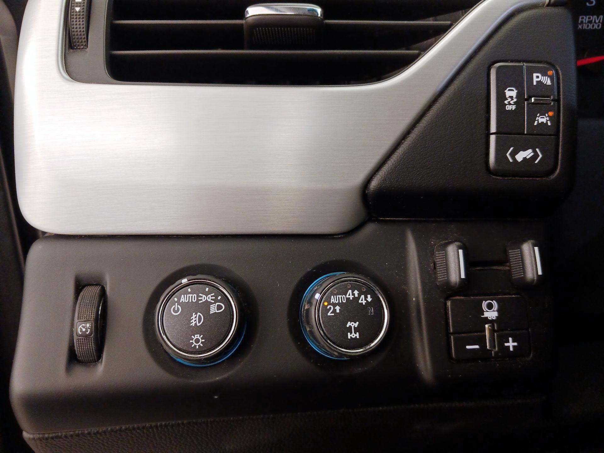 Thumbnail: 2018 GMC Yukon - 13