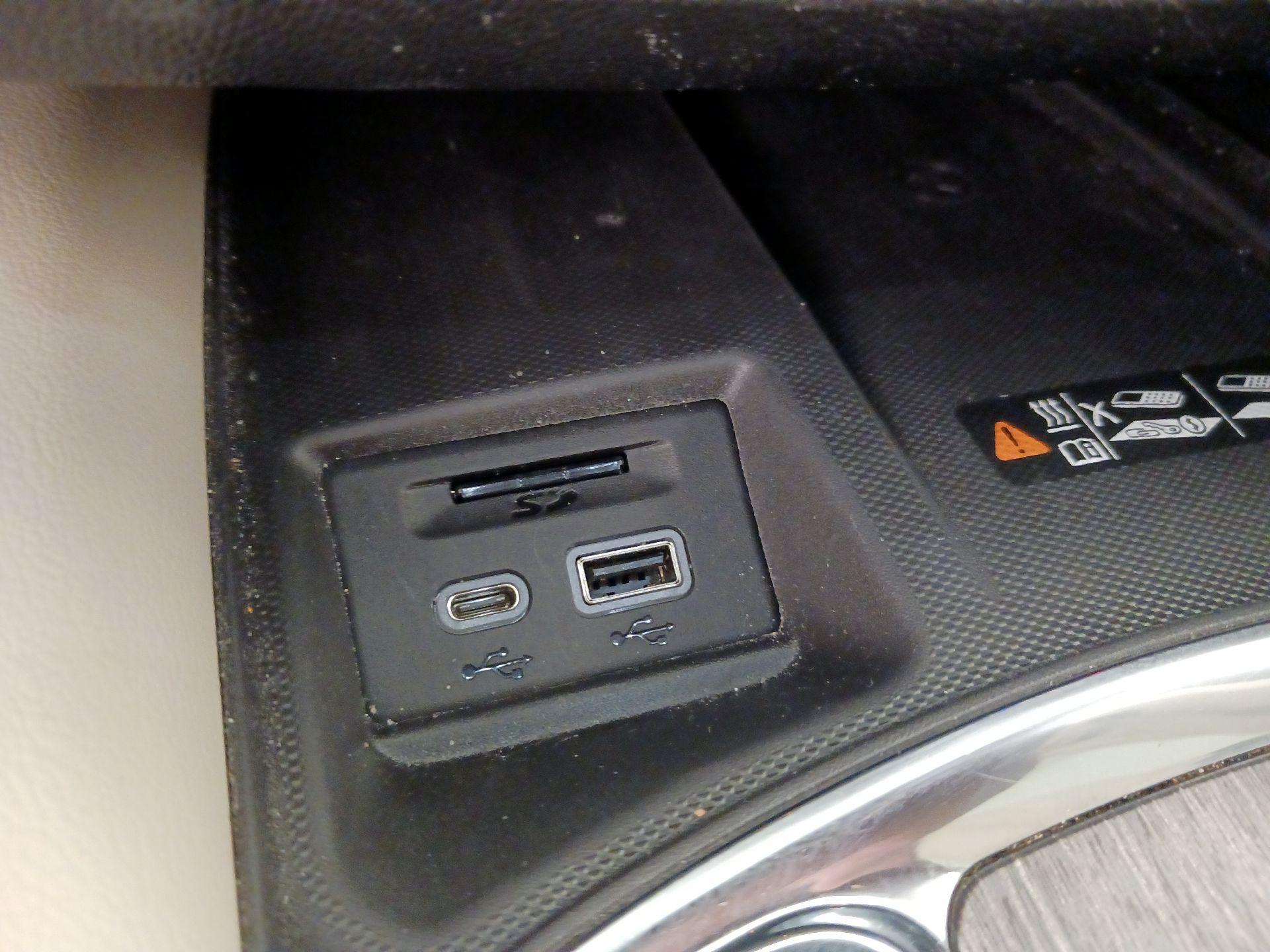 Thumbnail: 2023 Buick Enclave - 19