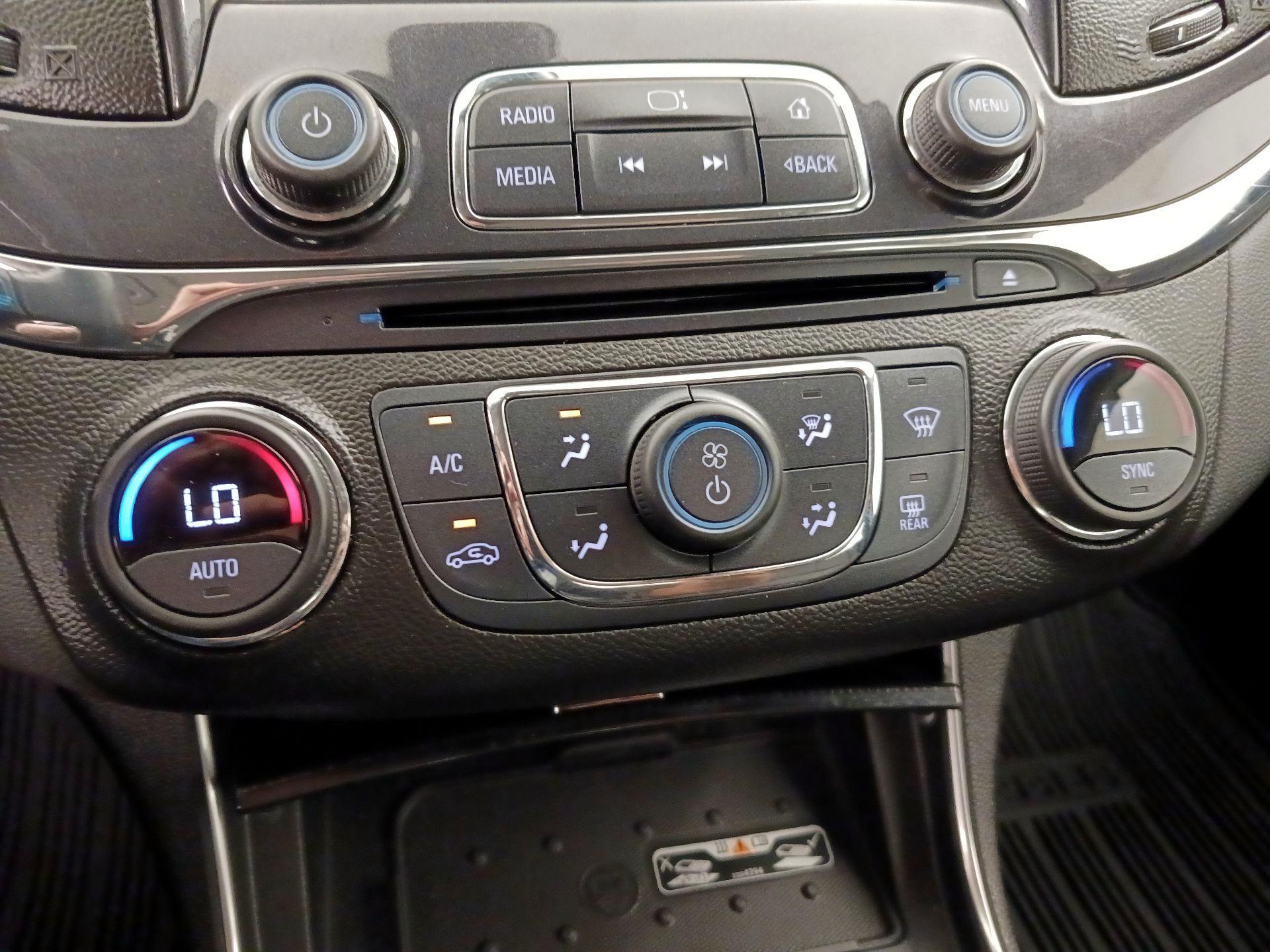 Thumbnail: 2018 Chevrolet Impala - 17