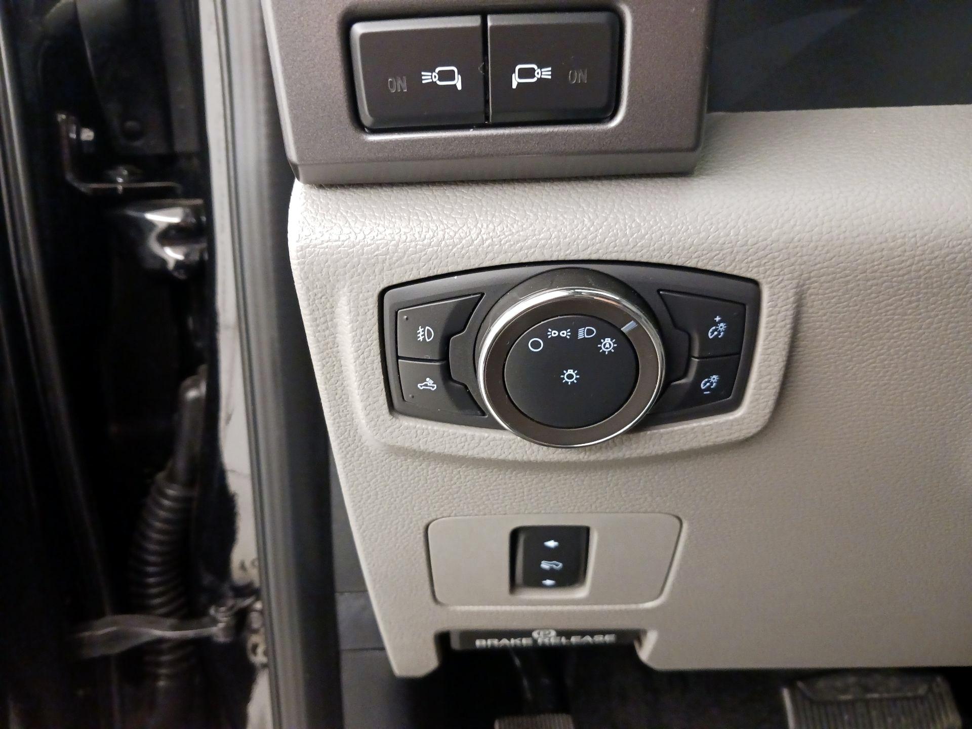 Thumbnail: 2020 Ford F-250 - 13