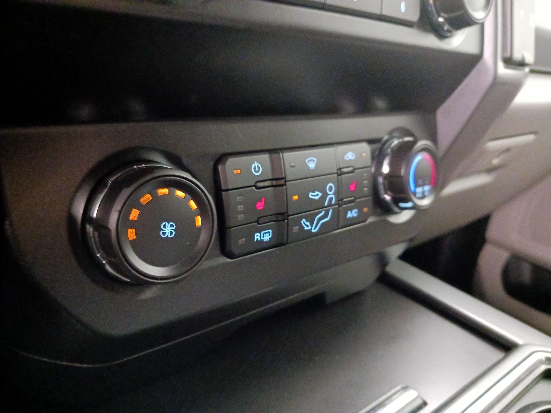 Thumbnail: 2020 Ford F-250 - 17