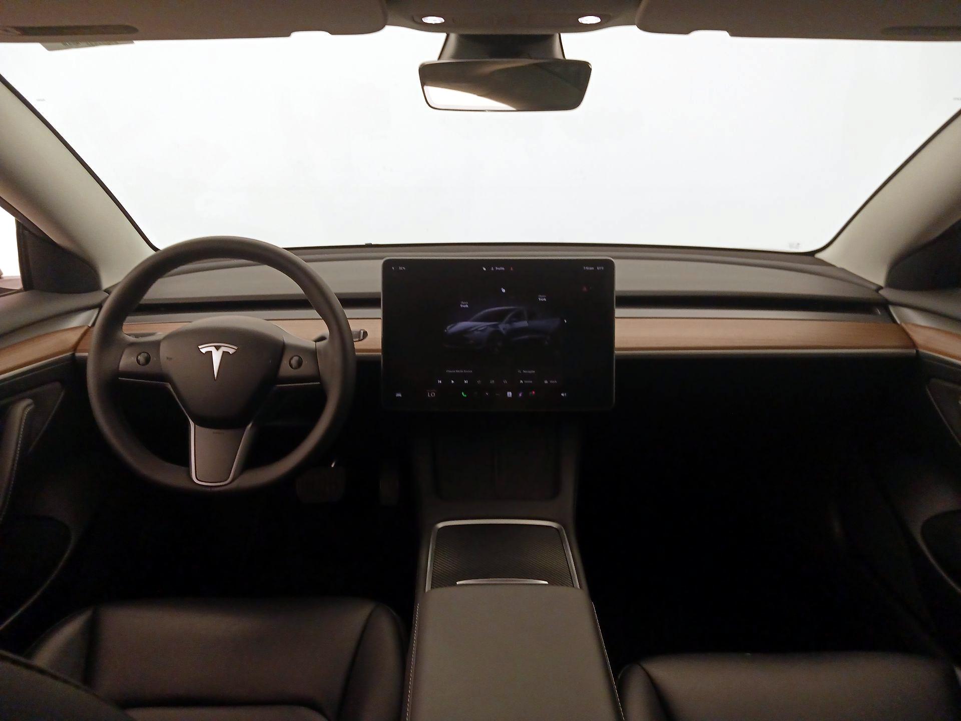 Thumbnail: 2023 Tesla Model 3 - 9