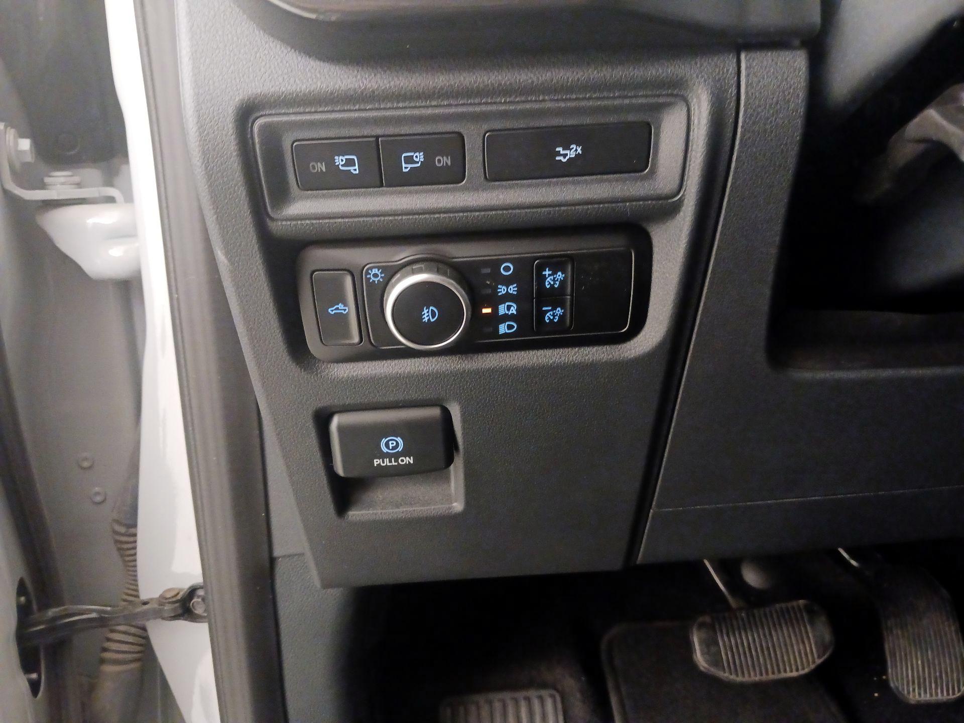 Thumbnail: 2023 Ford F-150 - 13