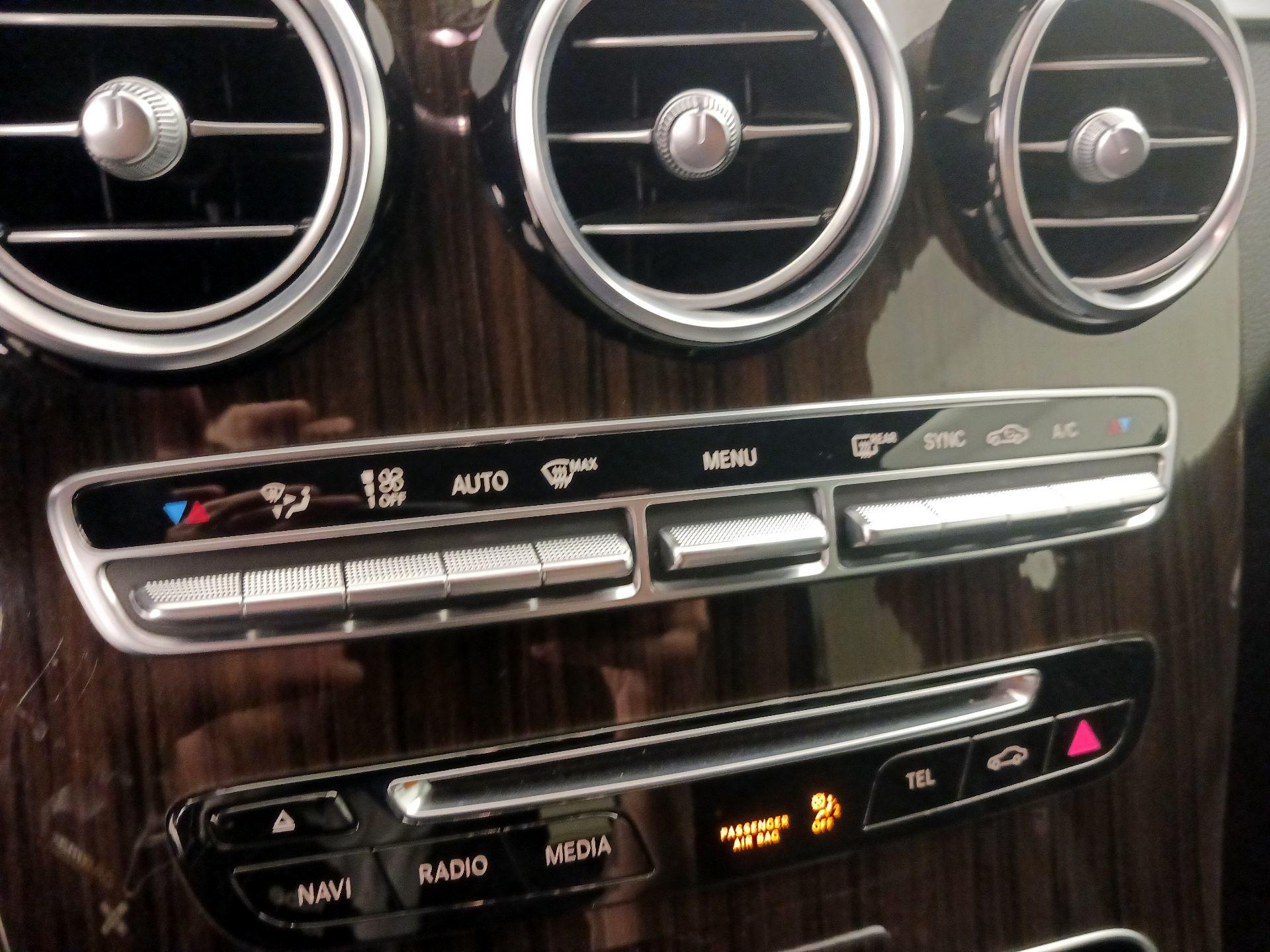 Thumbnail: 2018 Mercedes-Benz GLC - 17