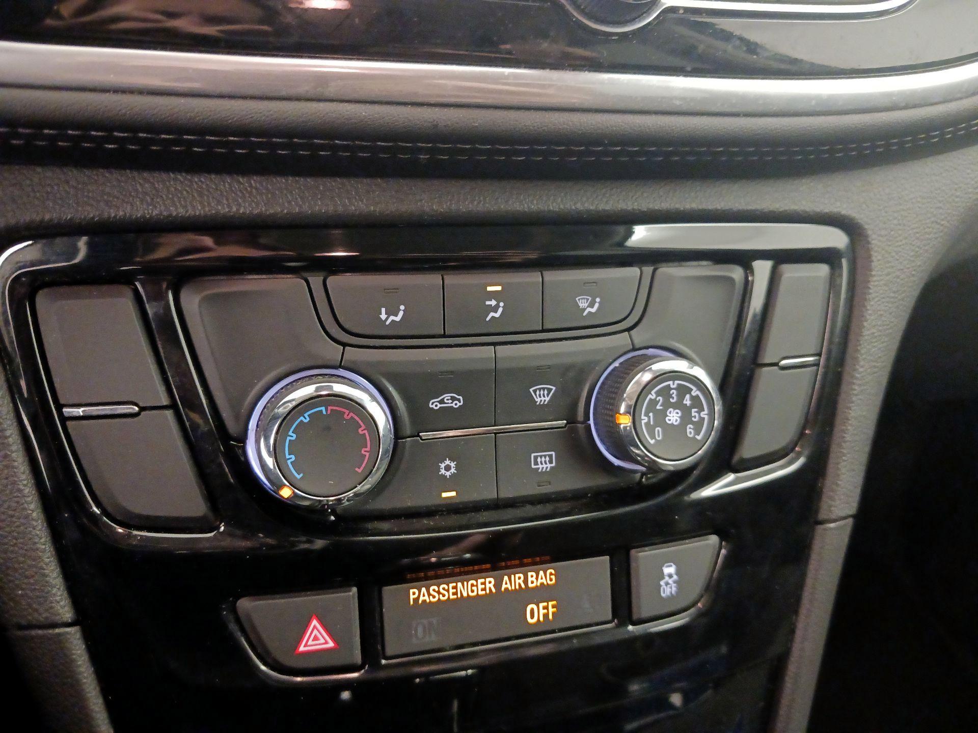 Thumbnail: 2018 Buick Encore - 16