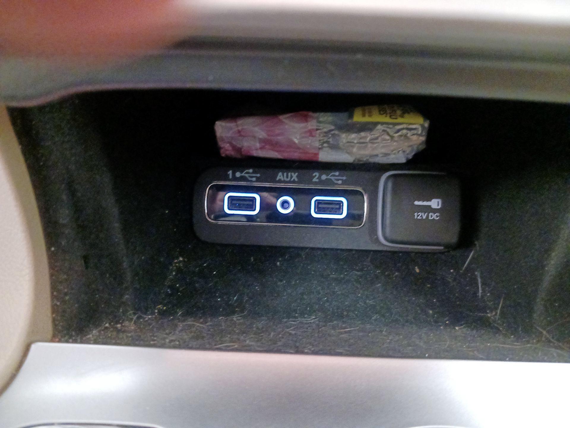 Thumbnail: 2020 Jeep Grand Cherokee - 19