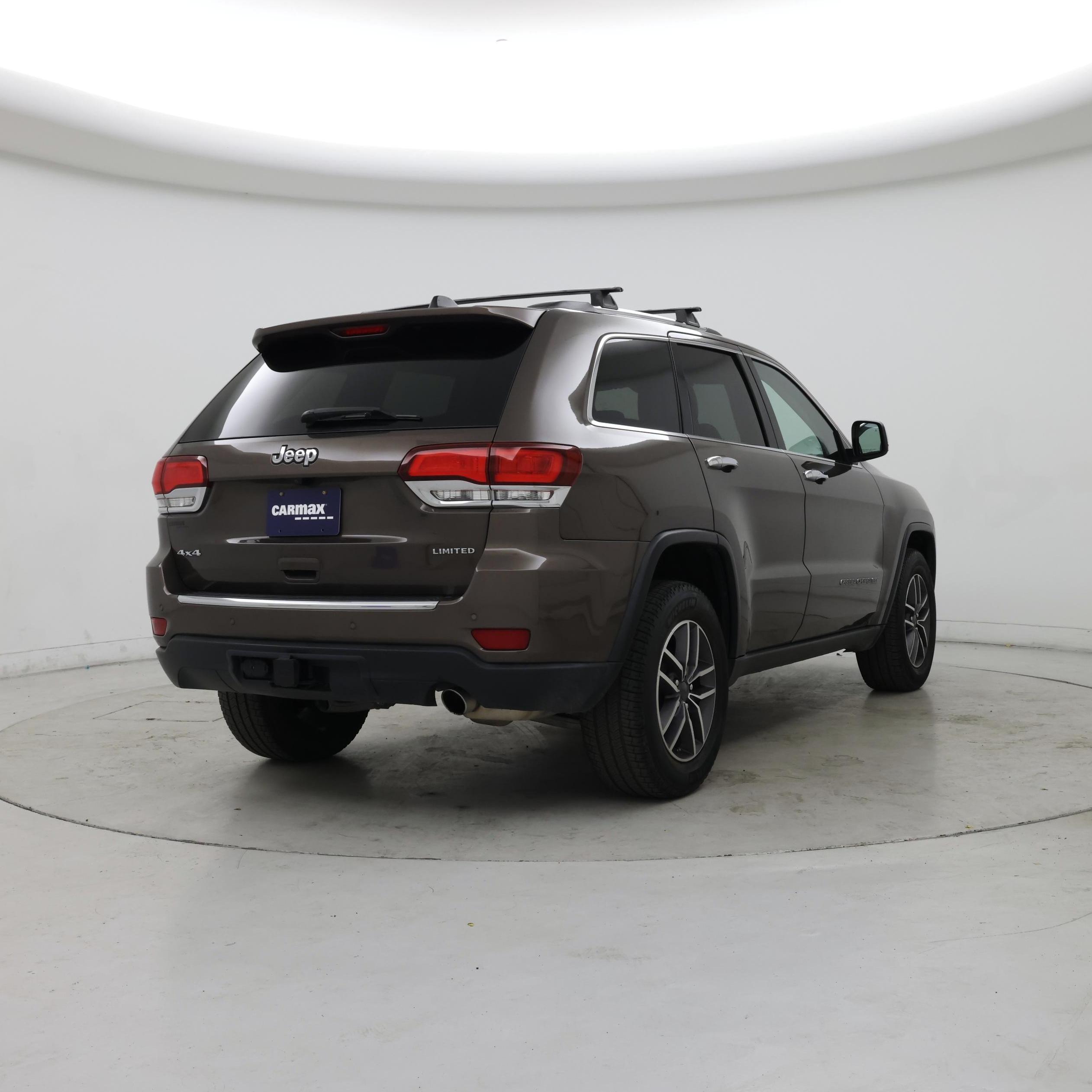 Thumbnail: 2020 Jeep Grand Cherokee - 8