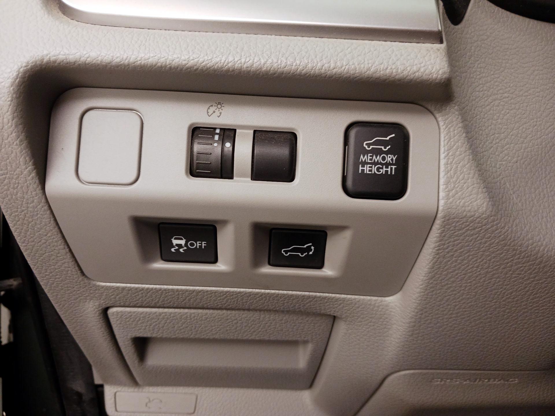 Thumbnail: 2014 Subaru Forester - 13