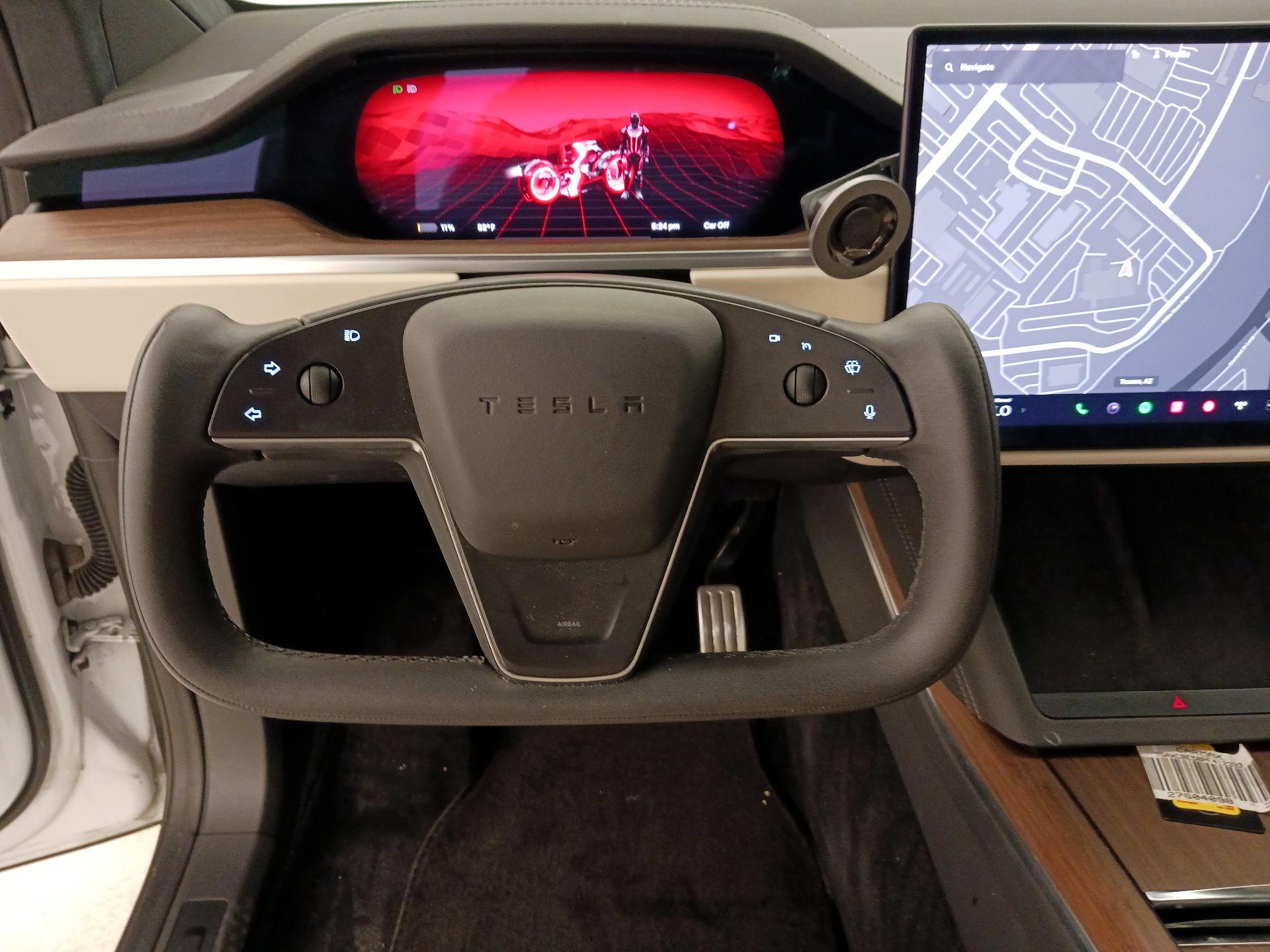 Thumbnail: 2023 Tesla Model X - 10